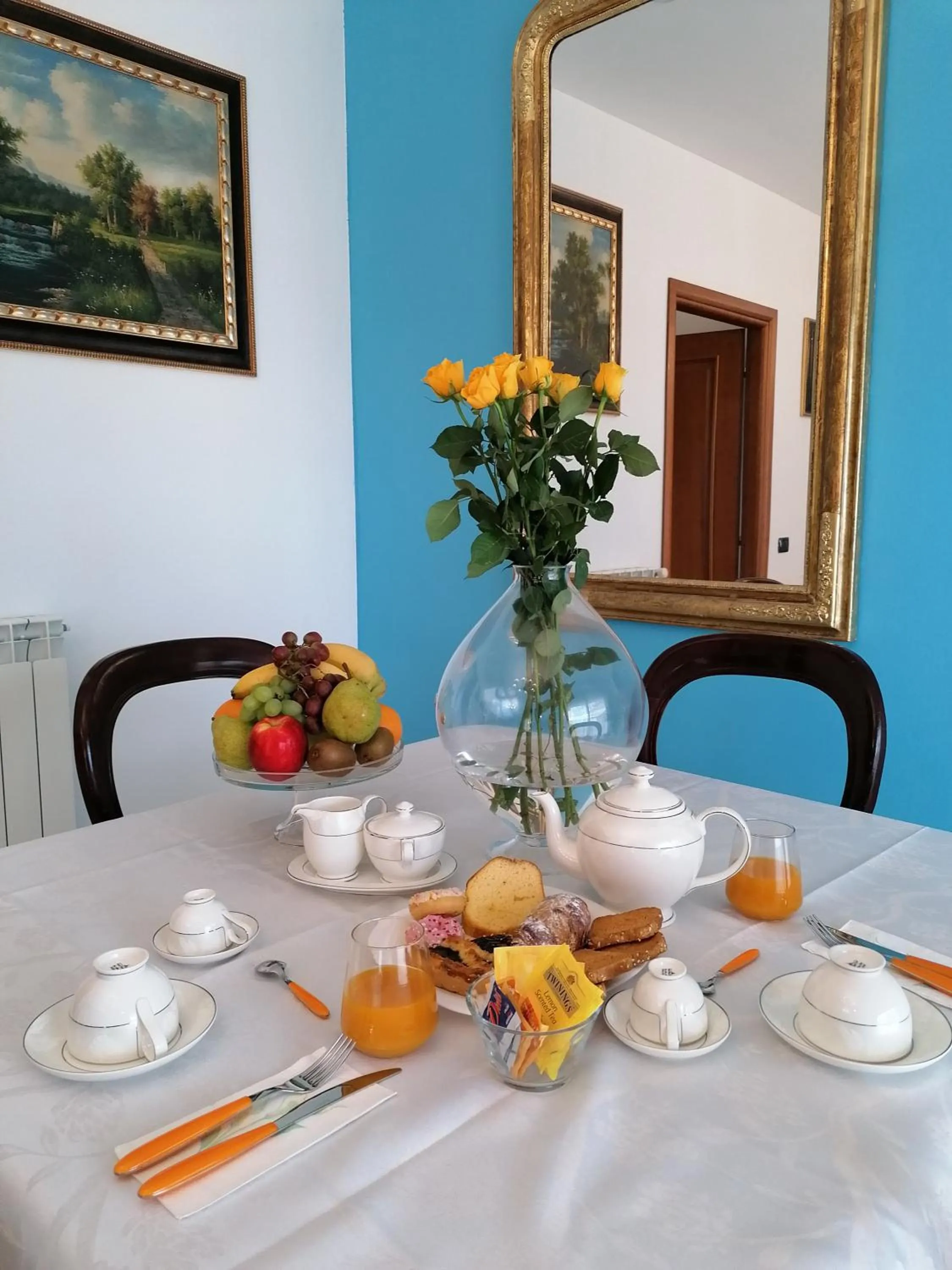 Food and drinks in B&BYanet's Beautiful House