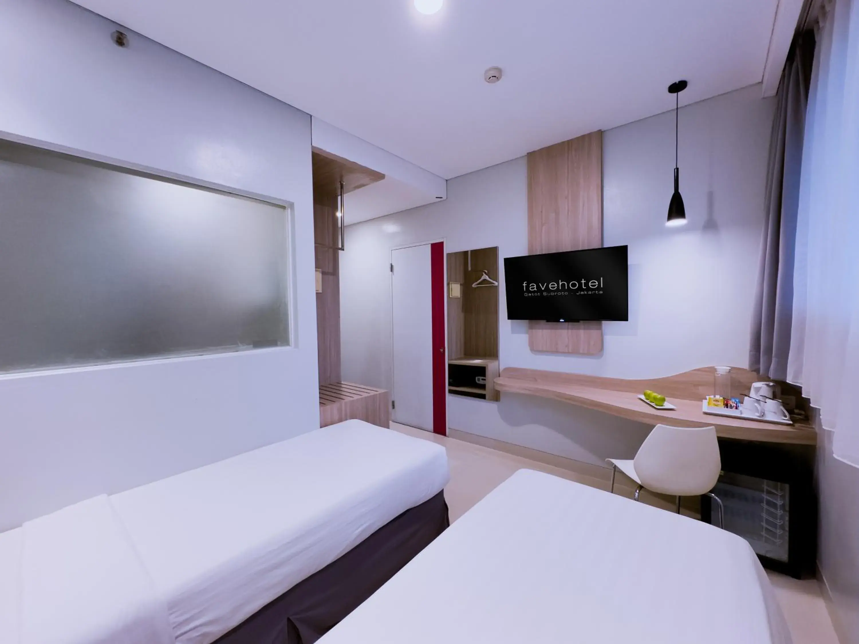 Deluxe Double or Twin Room in favehotel Gatot Subroto Jakarta Deluxe Double or Twin Room in favehotel Gatot Subroto Jakarta
