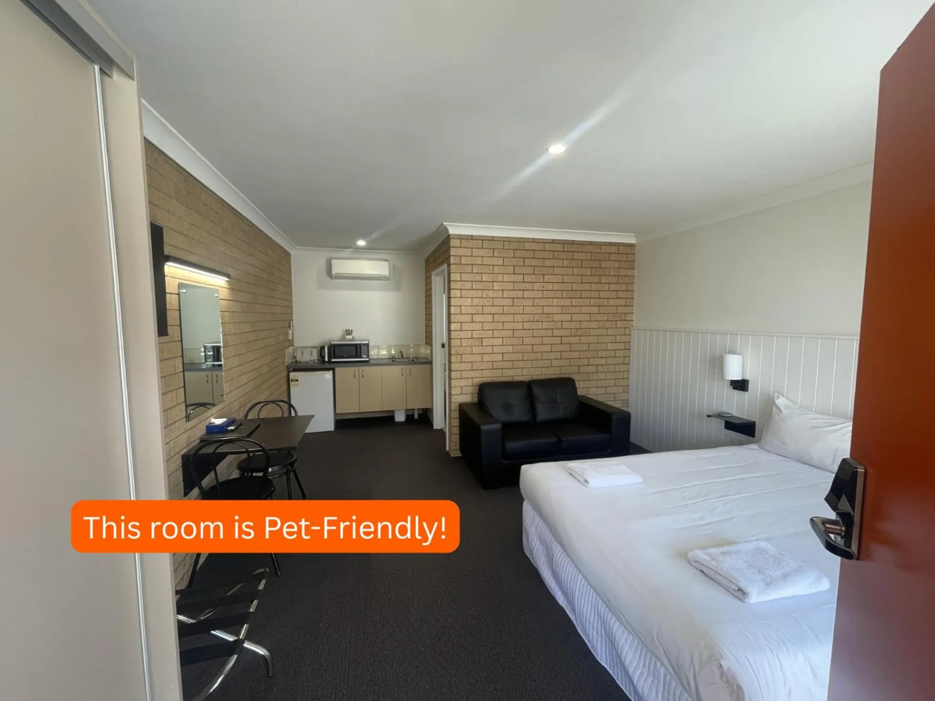 Bedroom, Bed in Albury Allawa Motor Inn