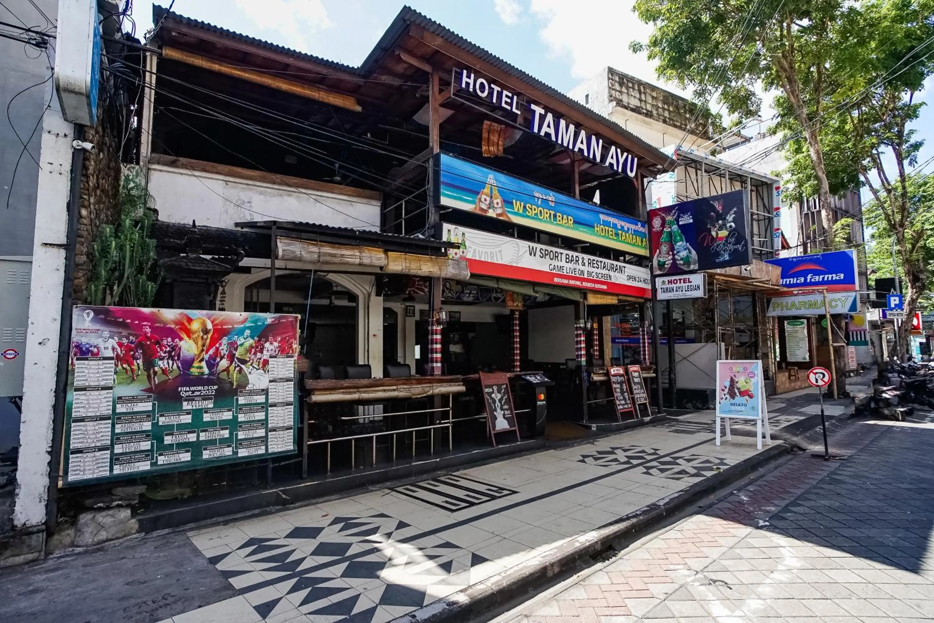Property building in Taman Ayu Legian Hotel