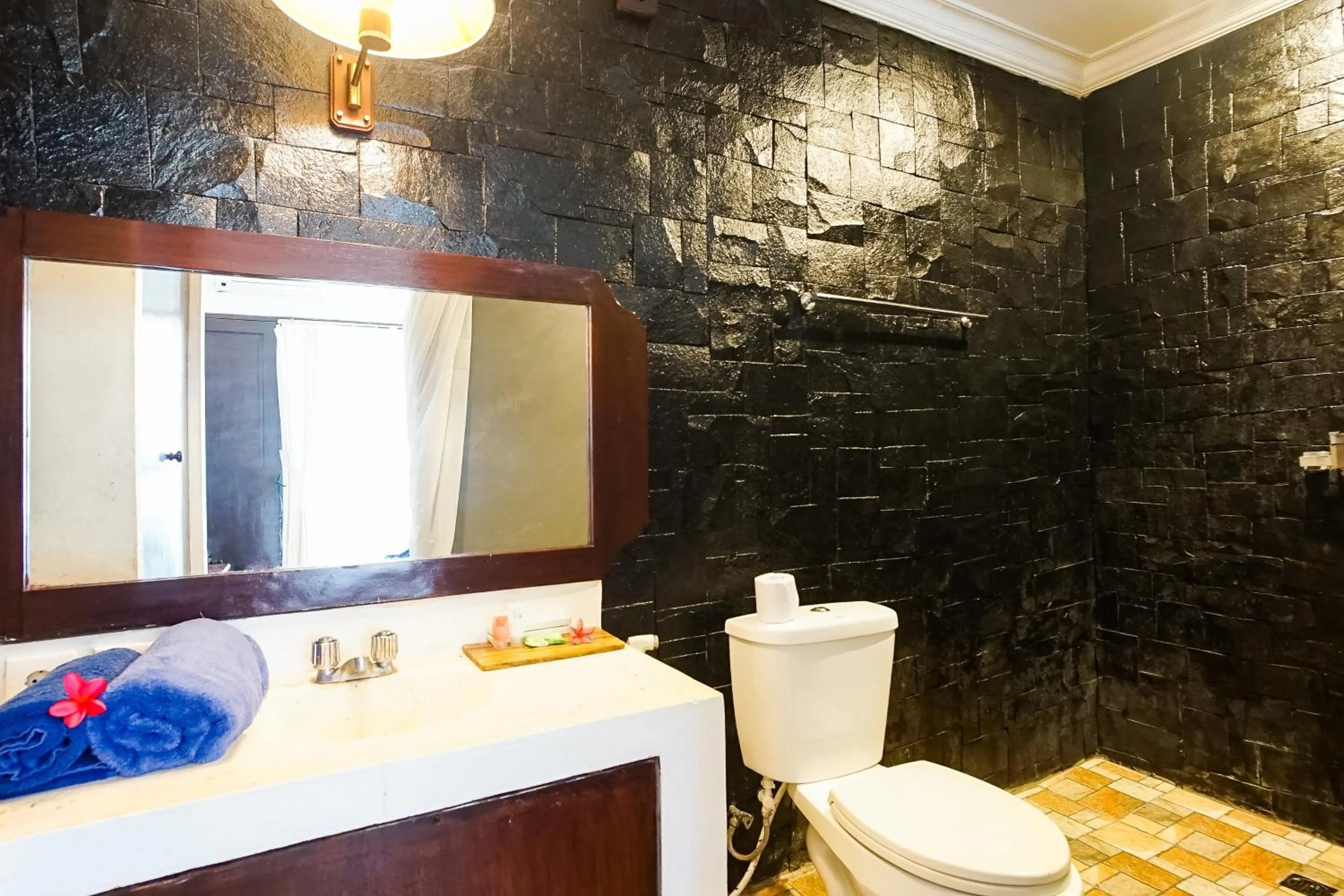 Bathroom in Taman Ayu Legian Hotel