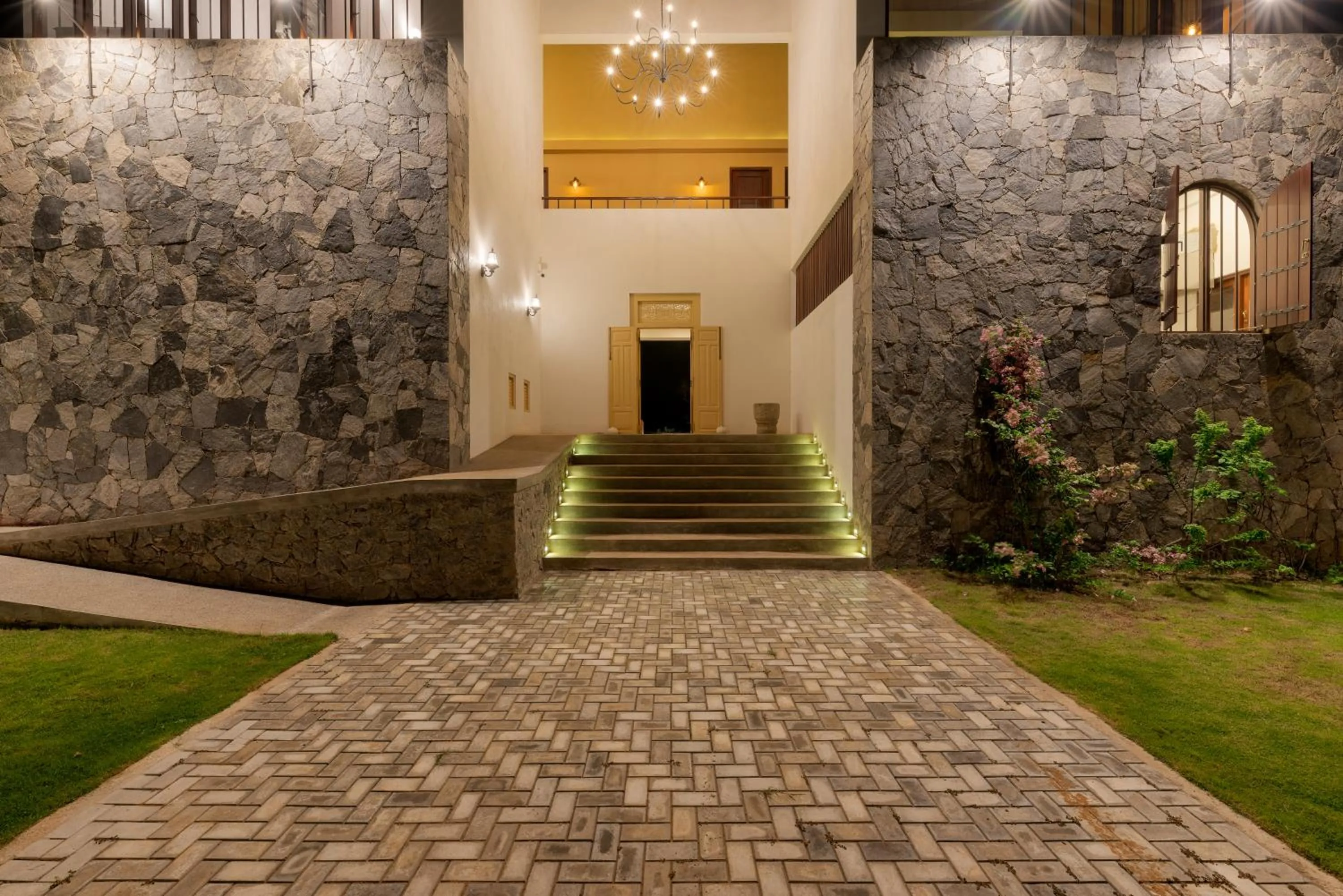 Facade/entrance in Bungalow By The Beach