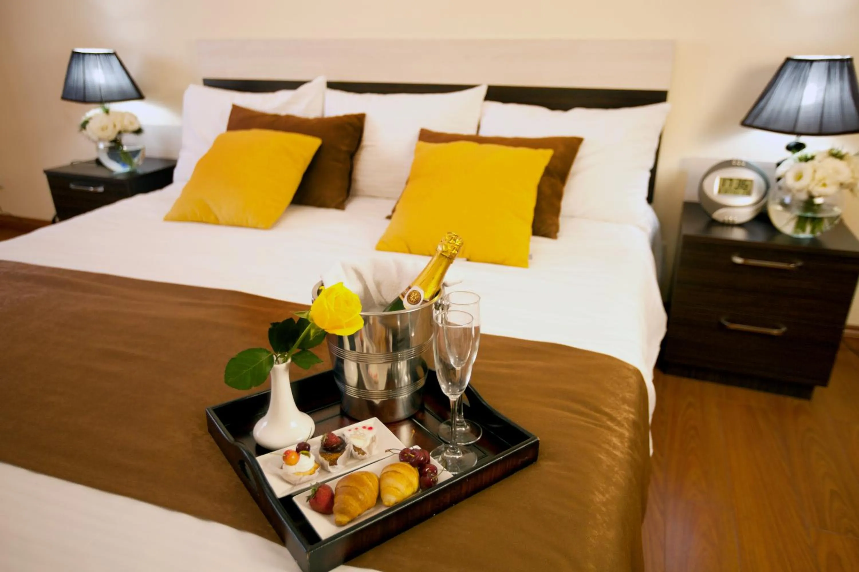 Bed in Panorama Resort&Suites