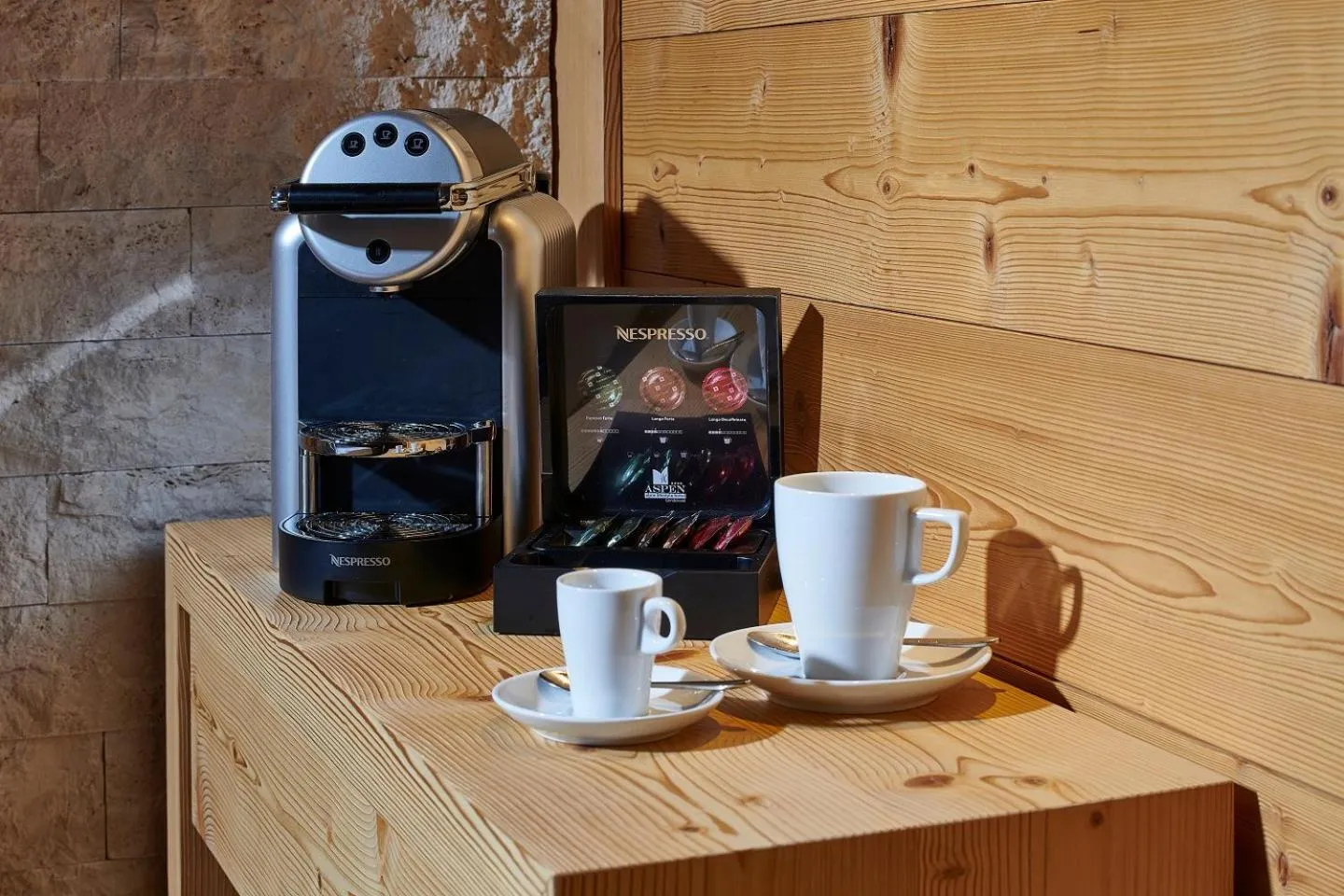 Coffee/tea facilities in Aspen Alpine Lifestyle Hotel
