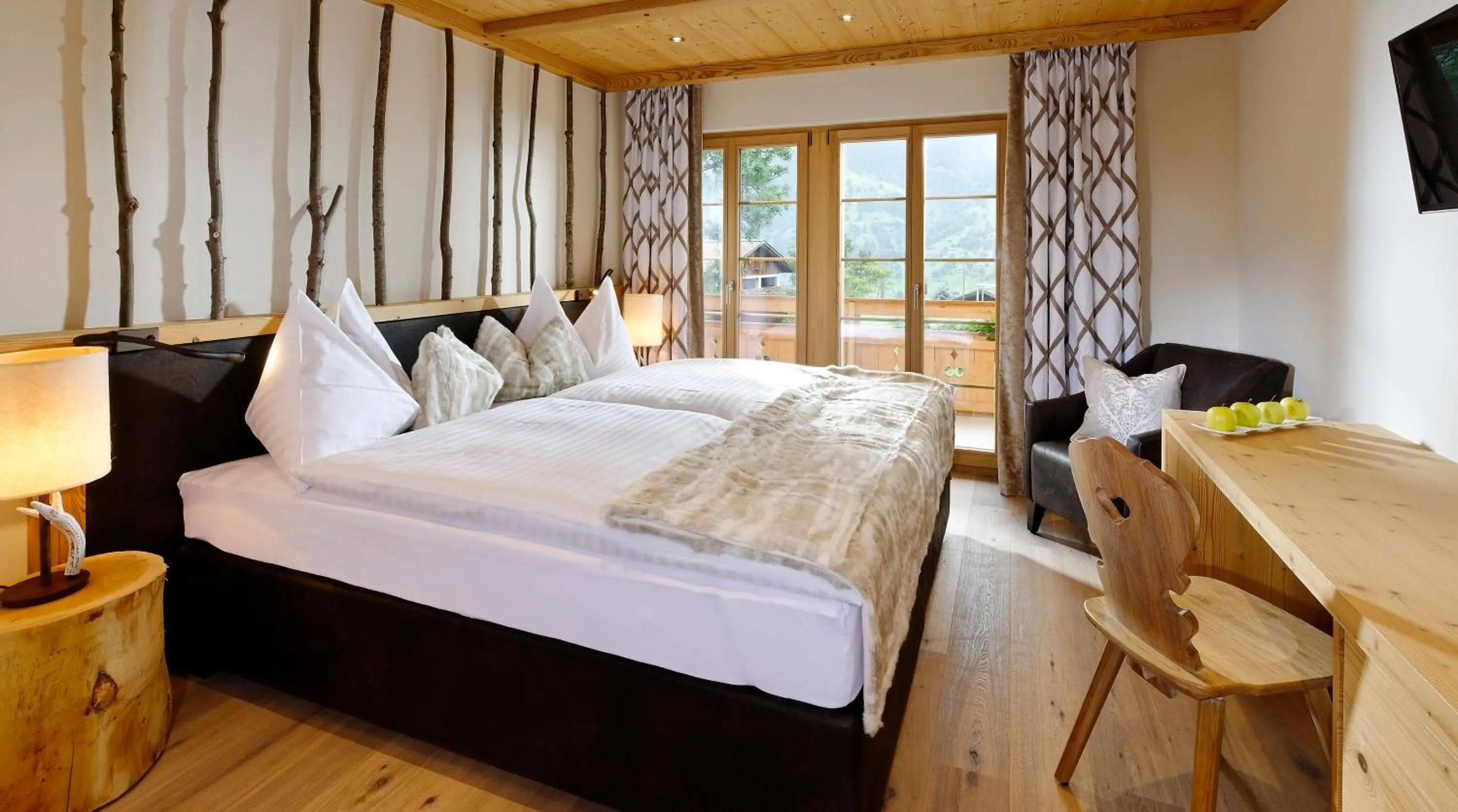 Bedroom, Bed in Aspen Alpine Lifestyle Hotel