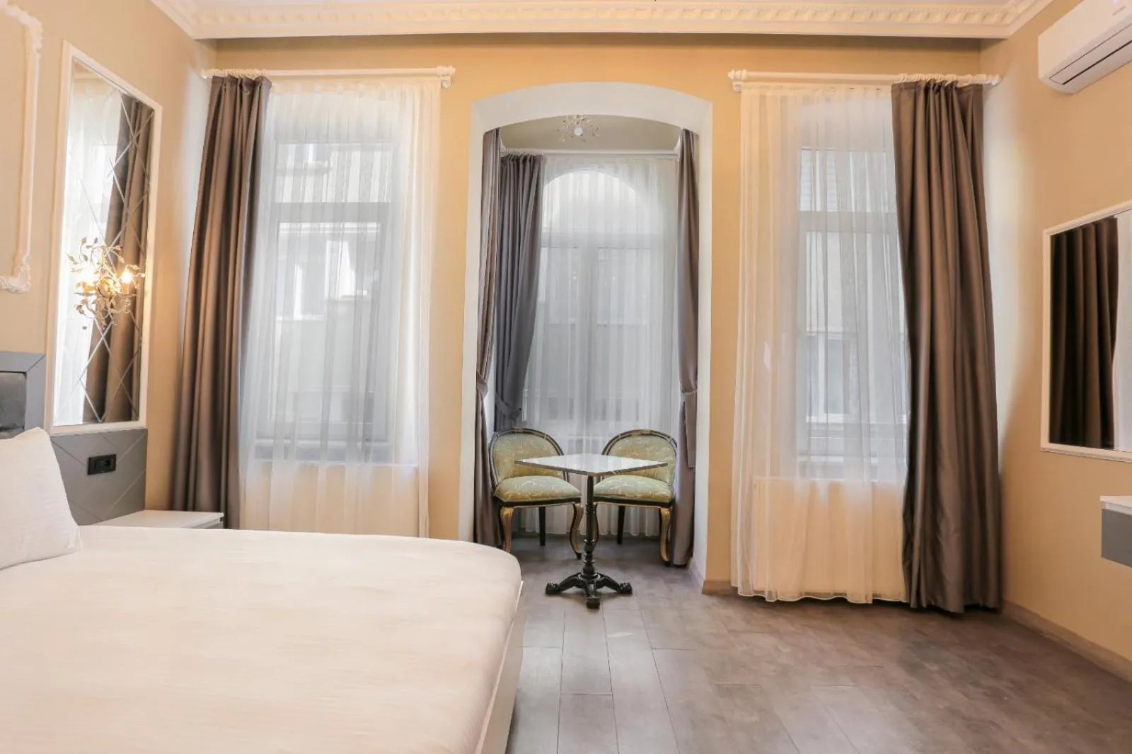 Bed in Arach Hotel Harbiye