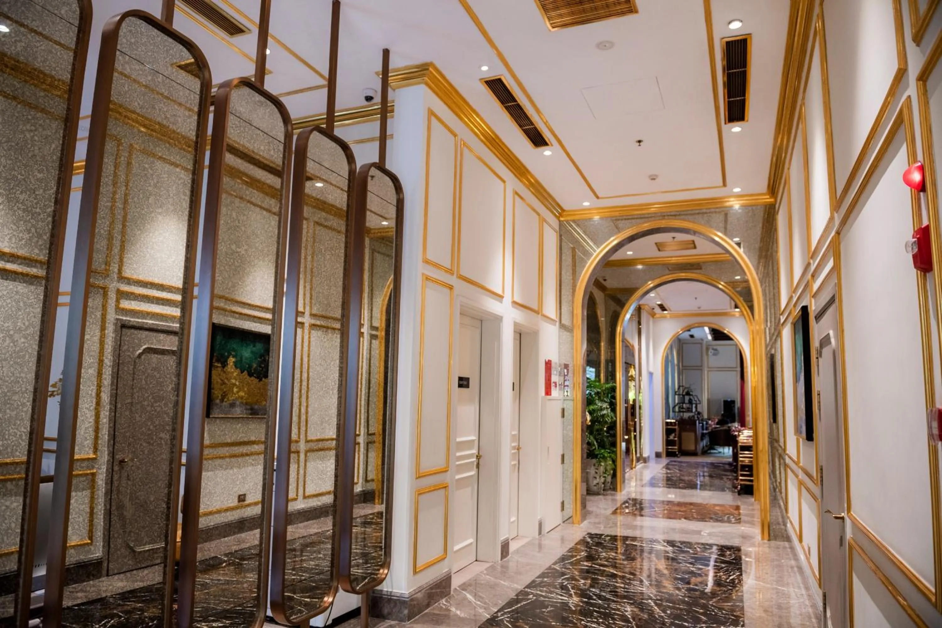 Lobby or reception in Dolce by Wyndham Hanoi Golden Lake