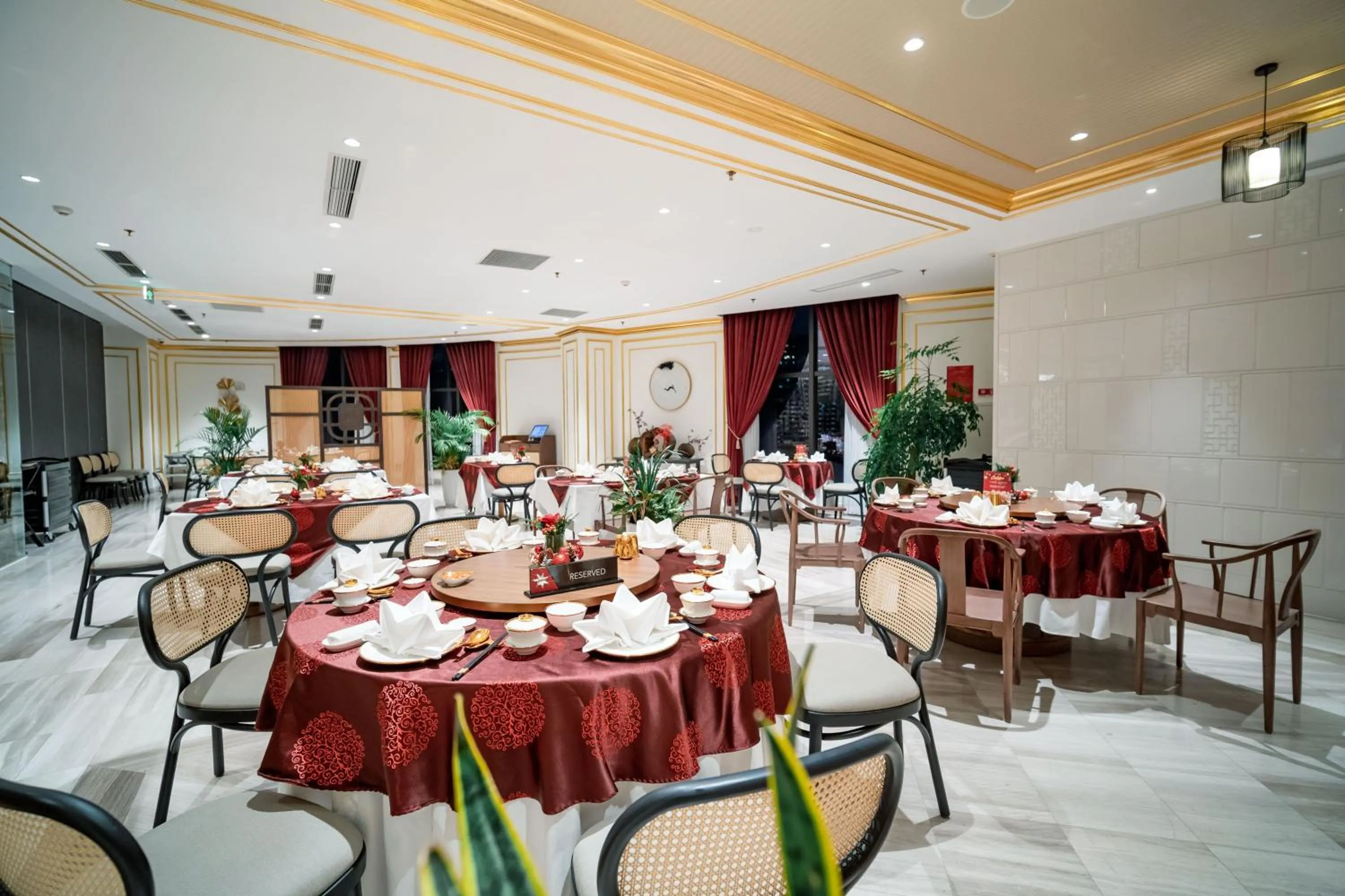 Restaurant/places to eat in Dolce by Wyndham Hanoi Golden Lake