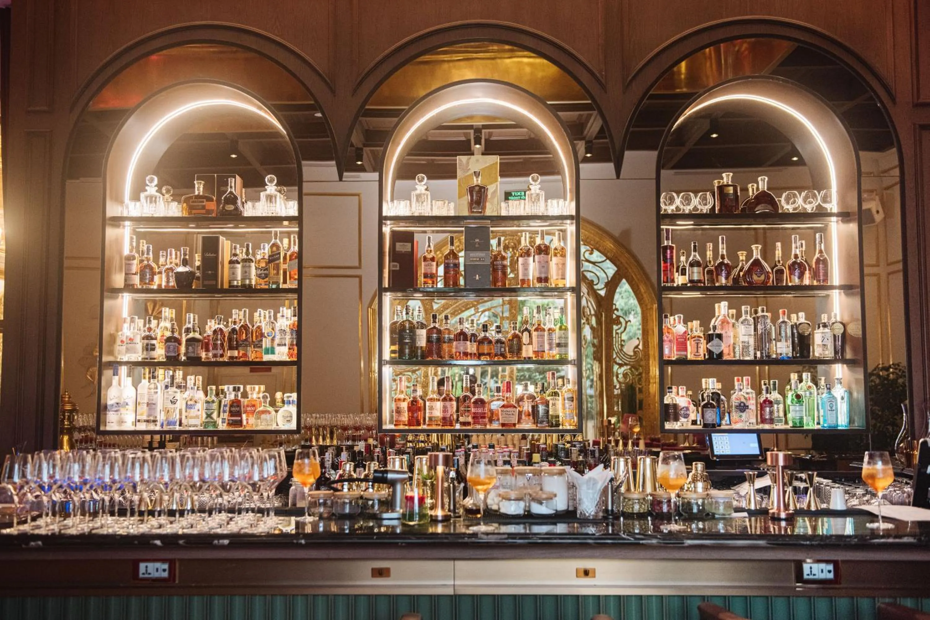 Lounge or bar in Dolce by Wyndham Hanoi Golden Lake