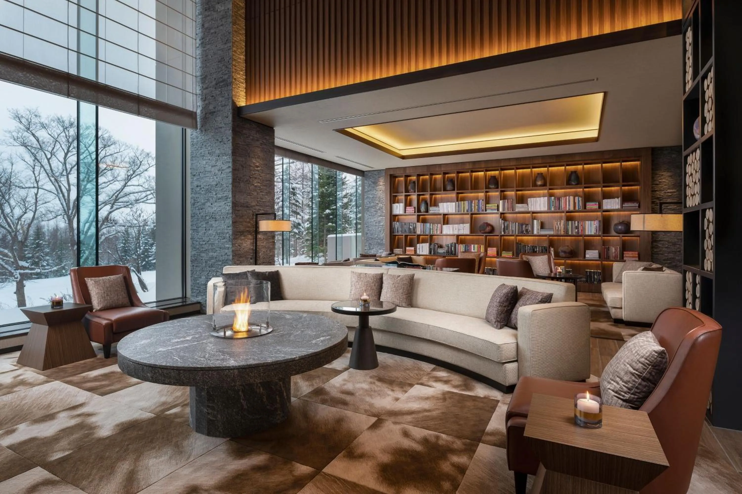 Lounge or bar in Higashiyama Niseko Village, a Ritz-Carlton Reserve