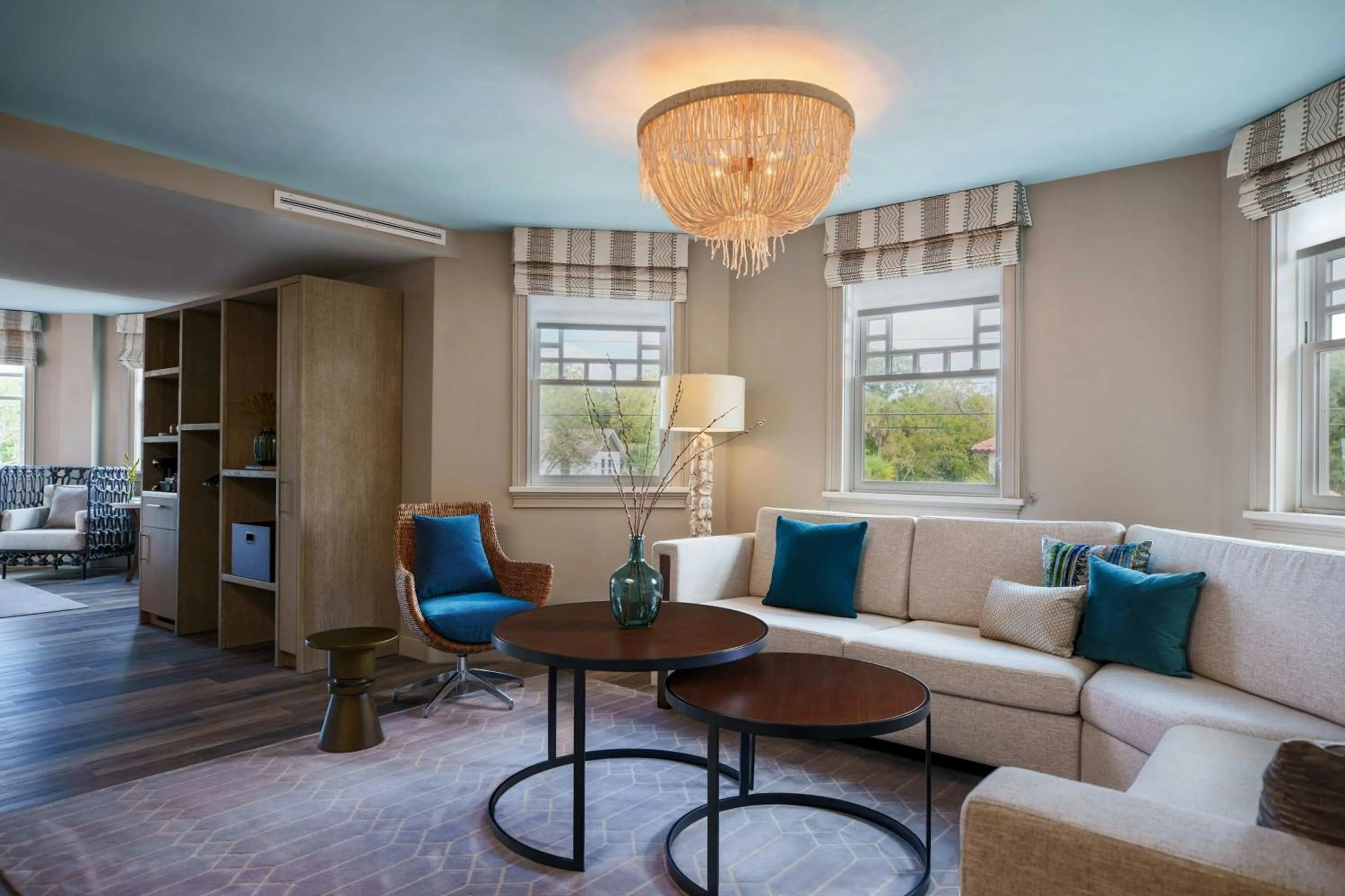 Living room in Renaissance St. Augustine Historic Downtown Hotel