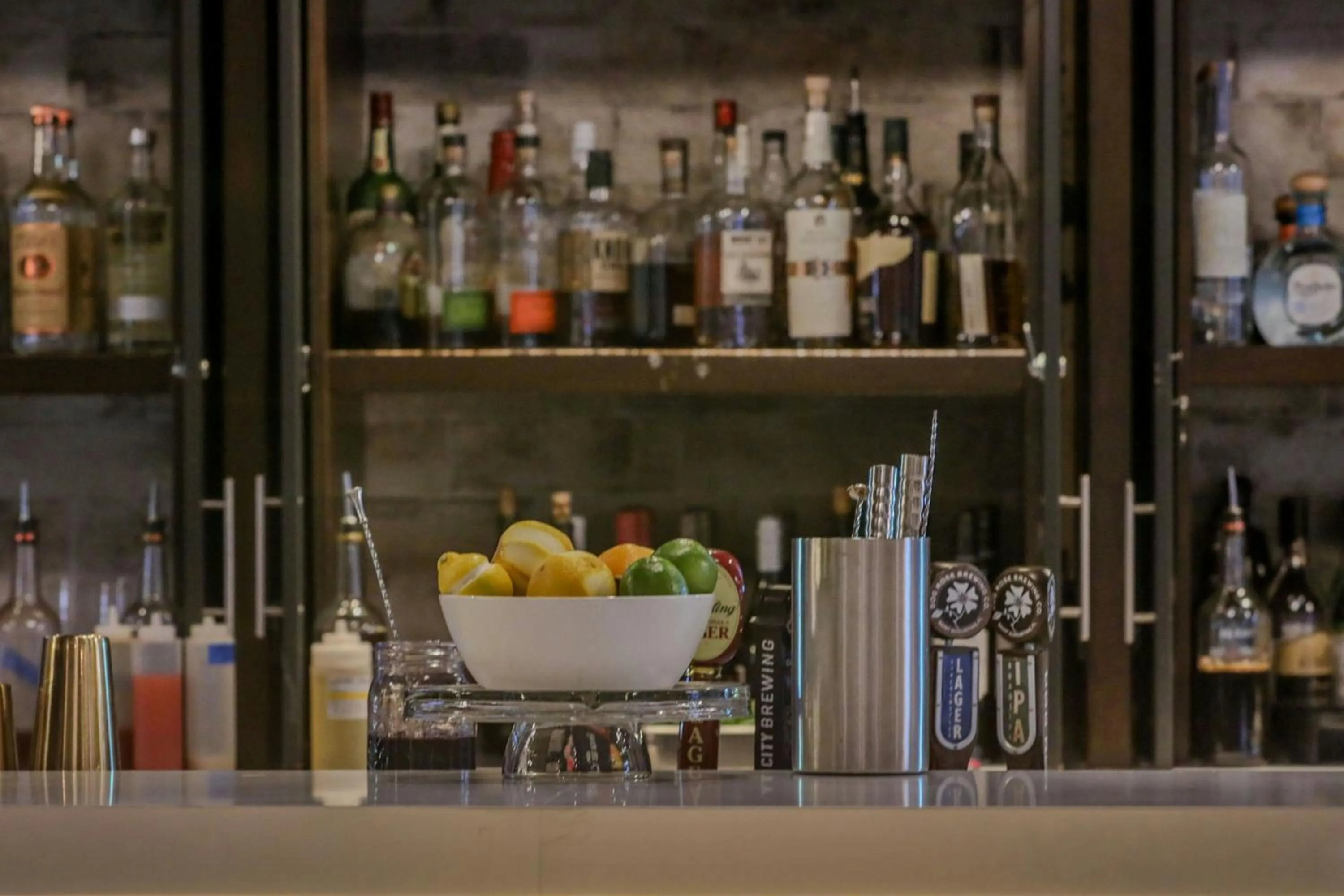 Lounge or bar in Renaissance St. Augustine Historic Downtown Hotel