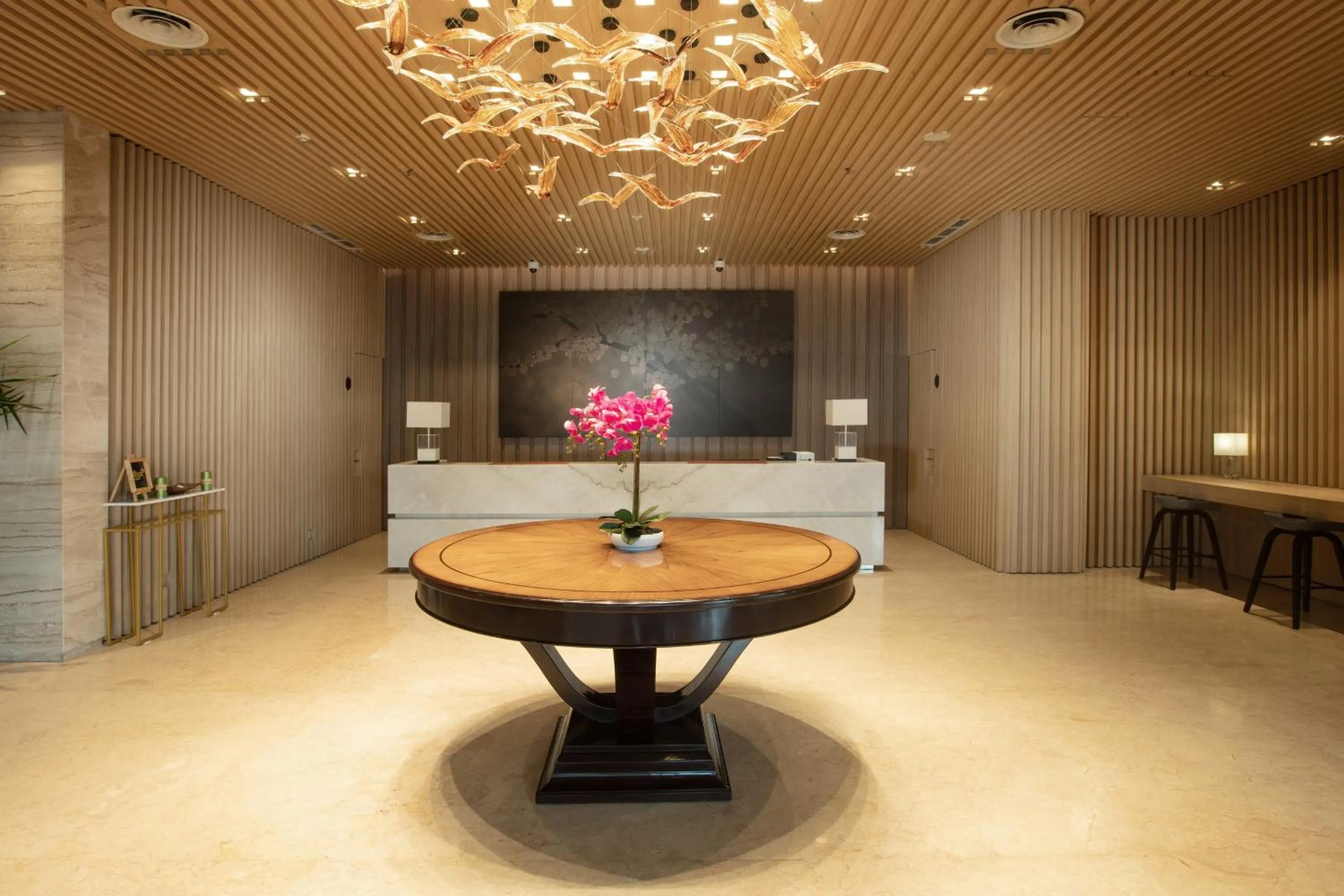 Lobby or reception in Louis Kienne Cikarang Hotel & Service Apartment