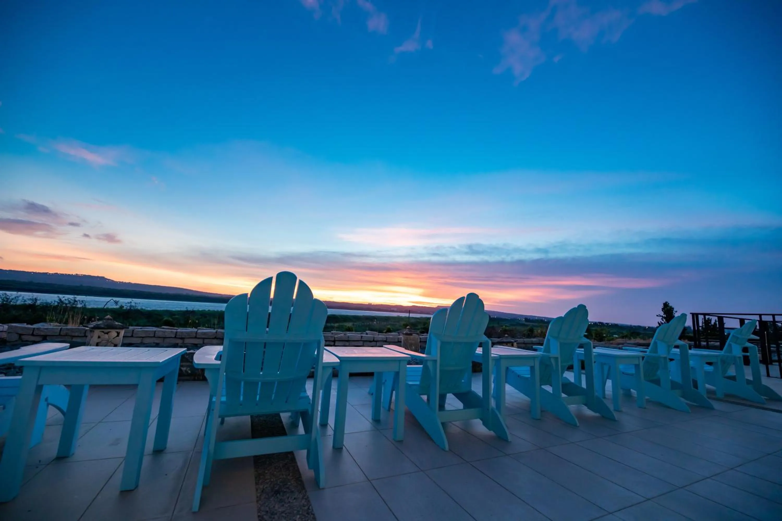 Natural landscape in Lovestar Lakeside Hotel - Starlight Building
