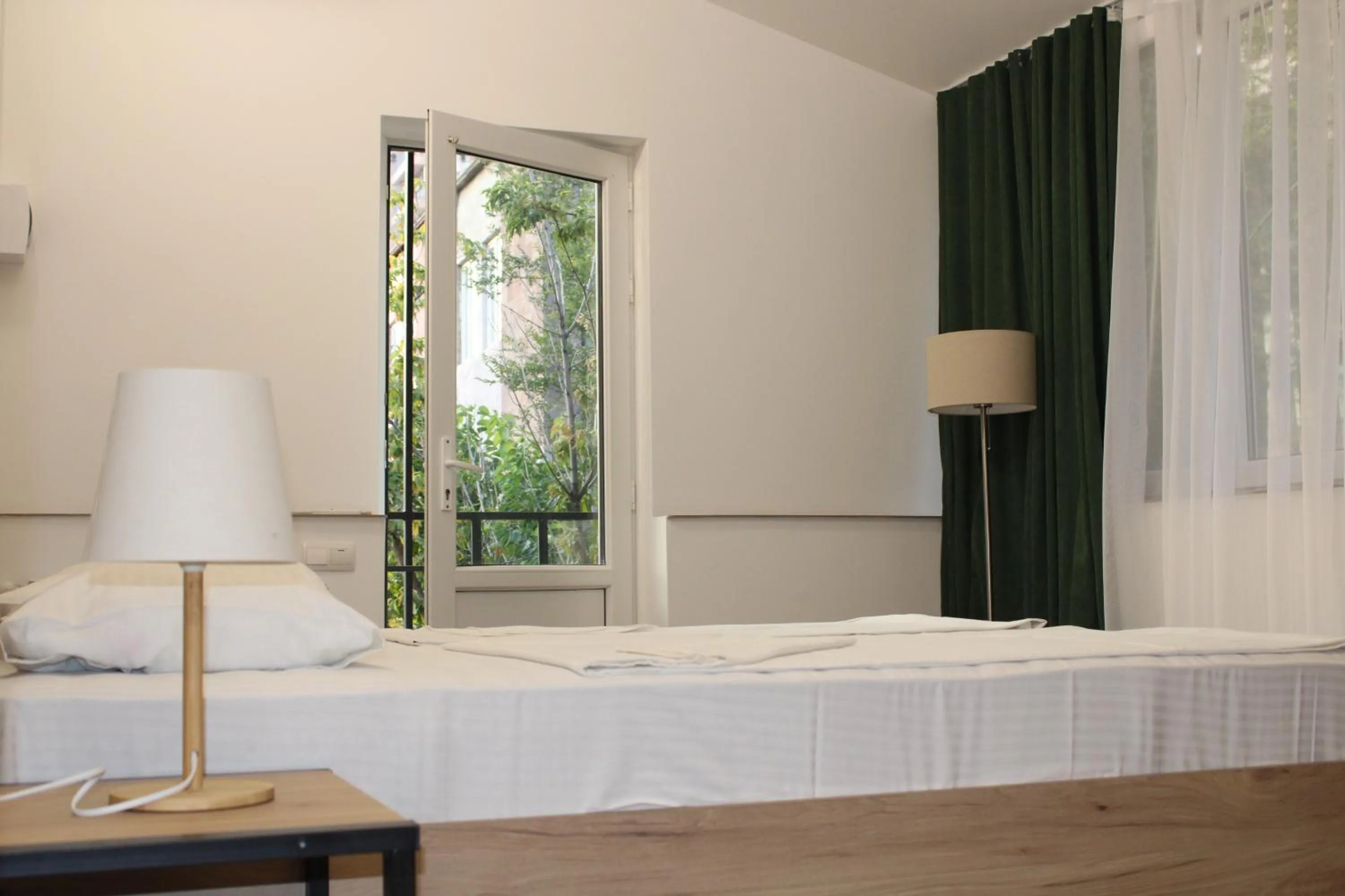 Photo of the whole room, Bed in JR's House