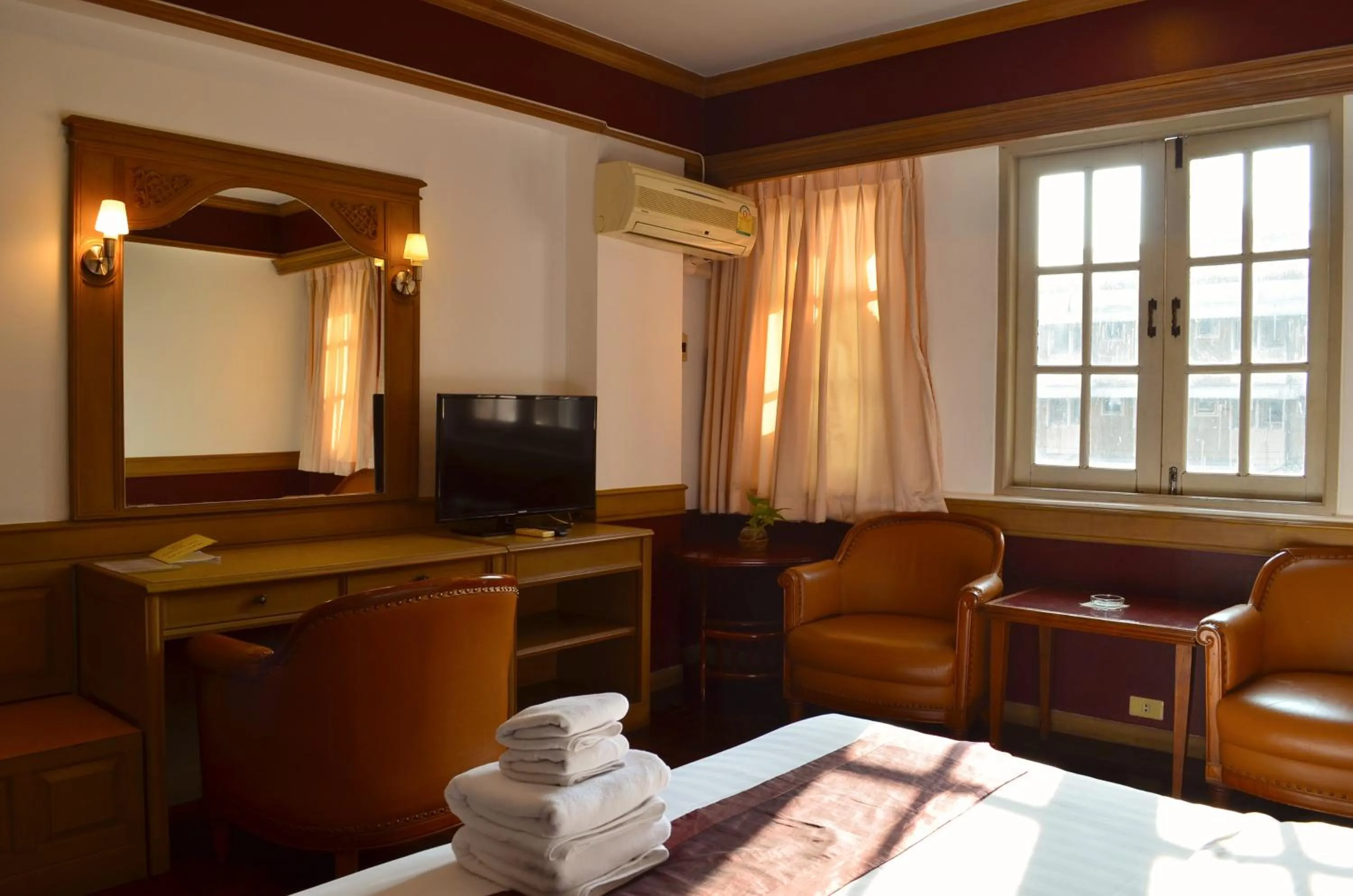 Photo of the whole room in Suda Palace