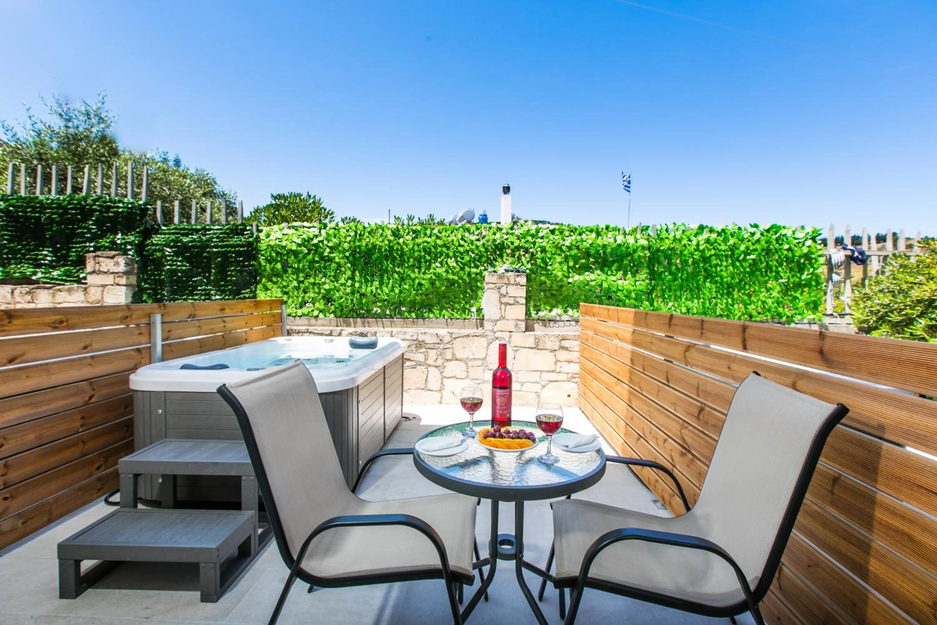 Patio in Resol Hotel