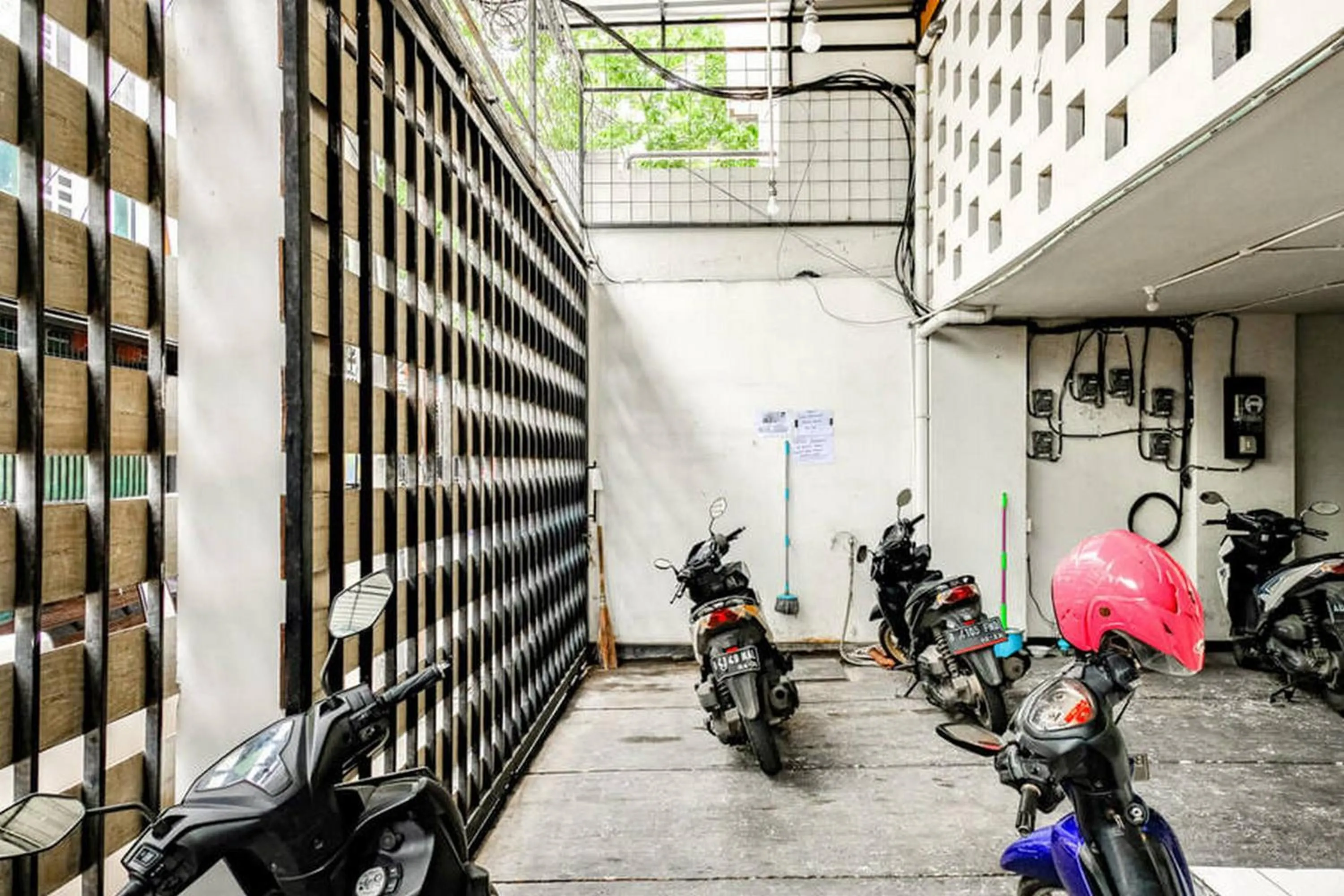 Patio in Marson Interkota Residence Mitra RedDoorz