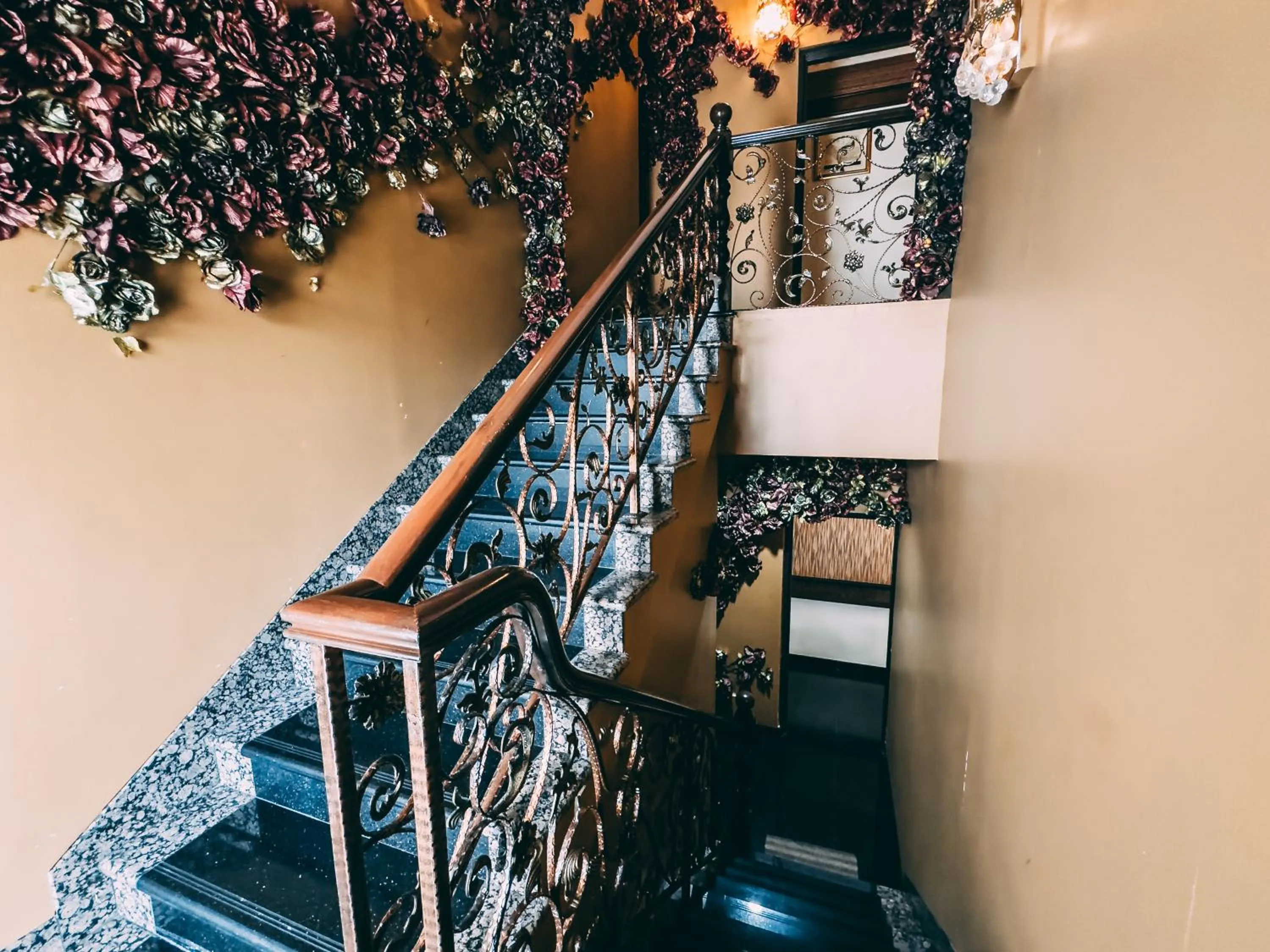 Property building in Seriental Hotel I check in 3pm-11pm only