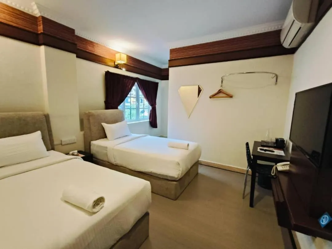 Bedroom, Bed in Seriental Hotel I check in 3pm-11pm only