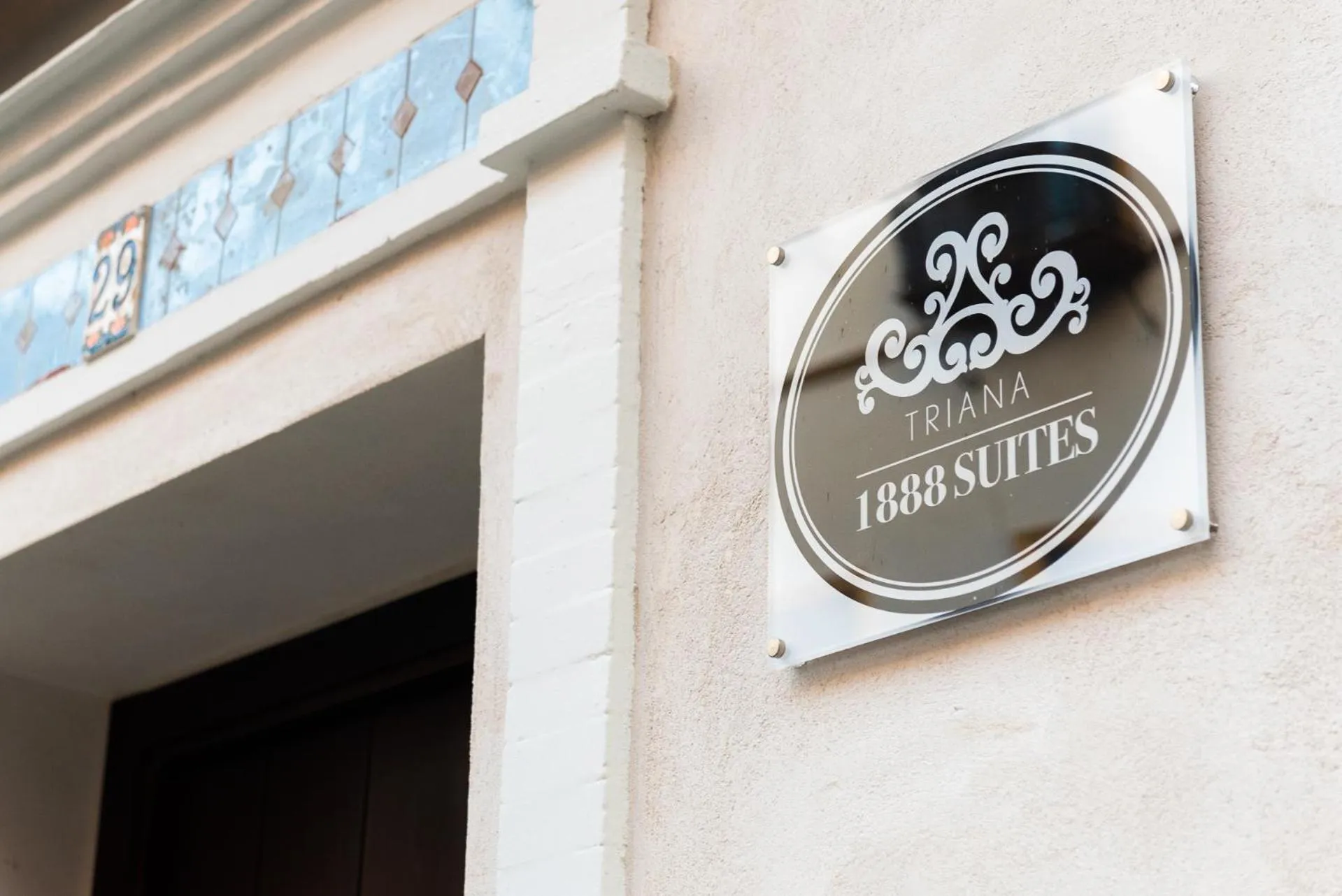 Property building in Casa Triana 1888 Suites by Época