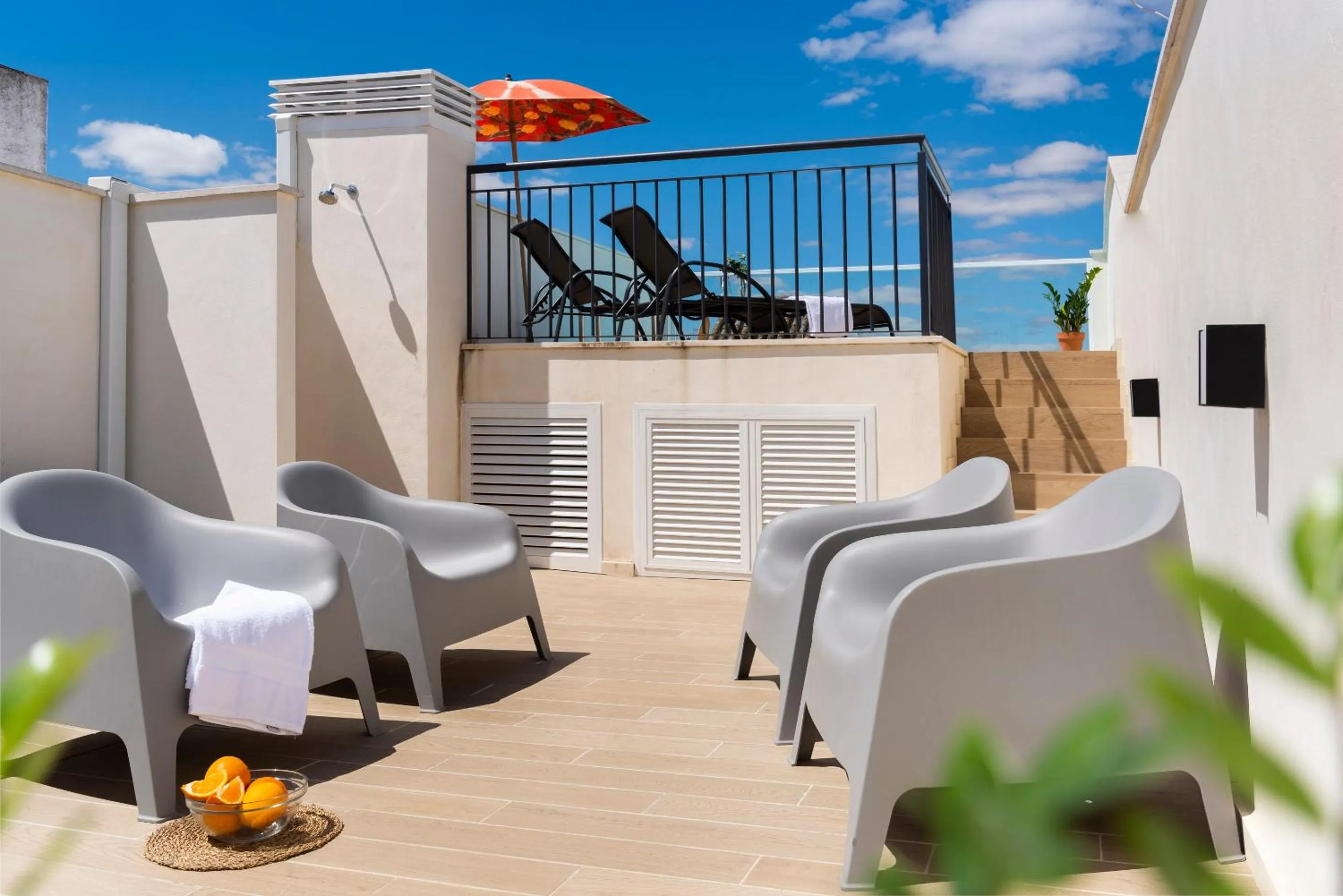 Solarium in Casa Triana 1888 Suites by Época