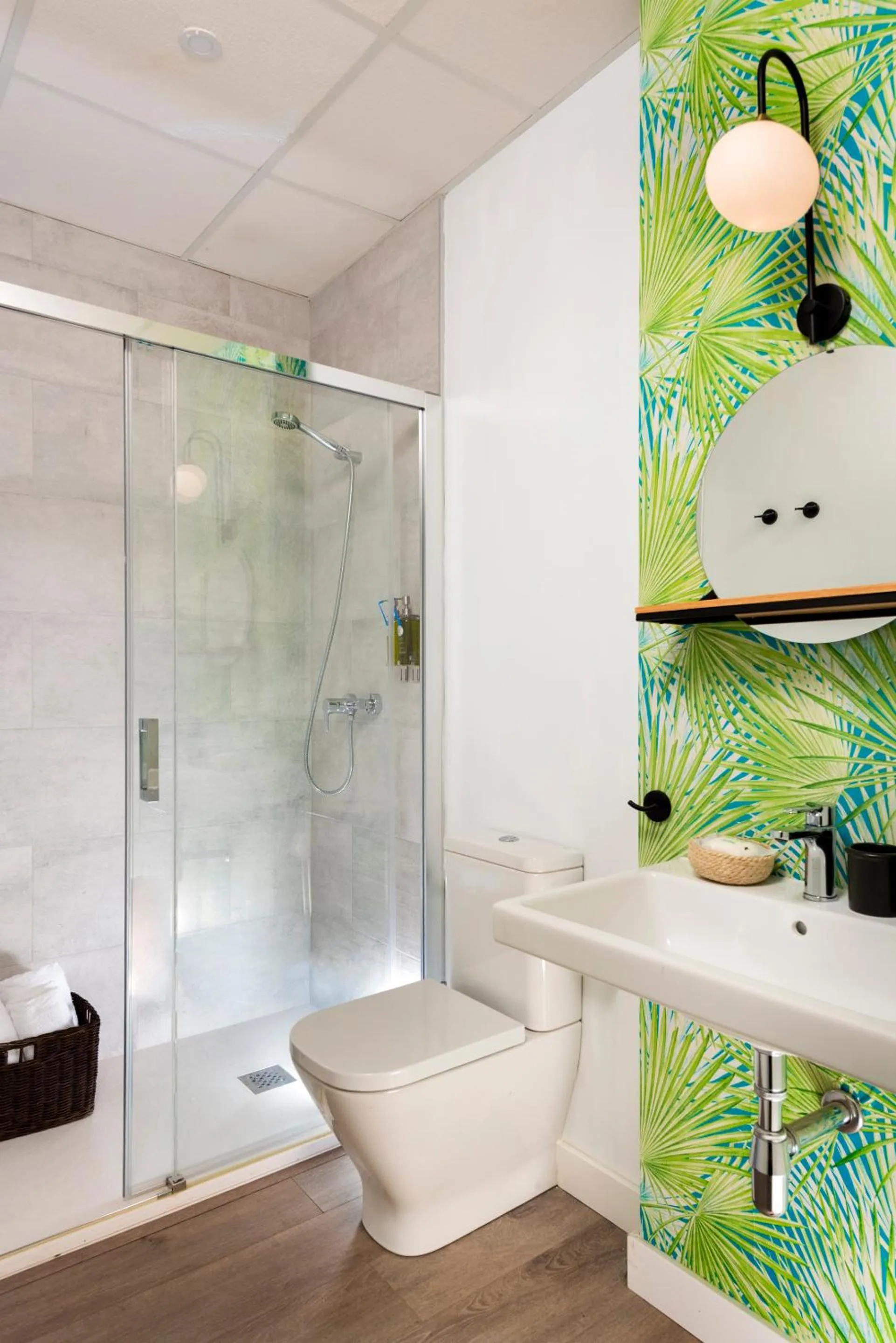 Shower in Casa Triana 1888 Suites by Época