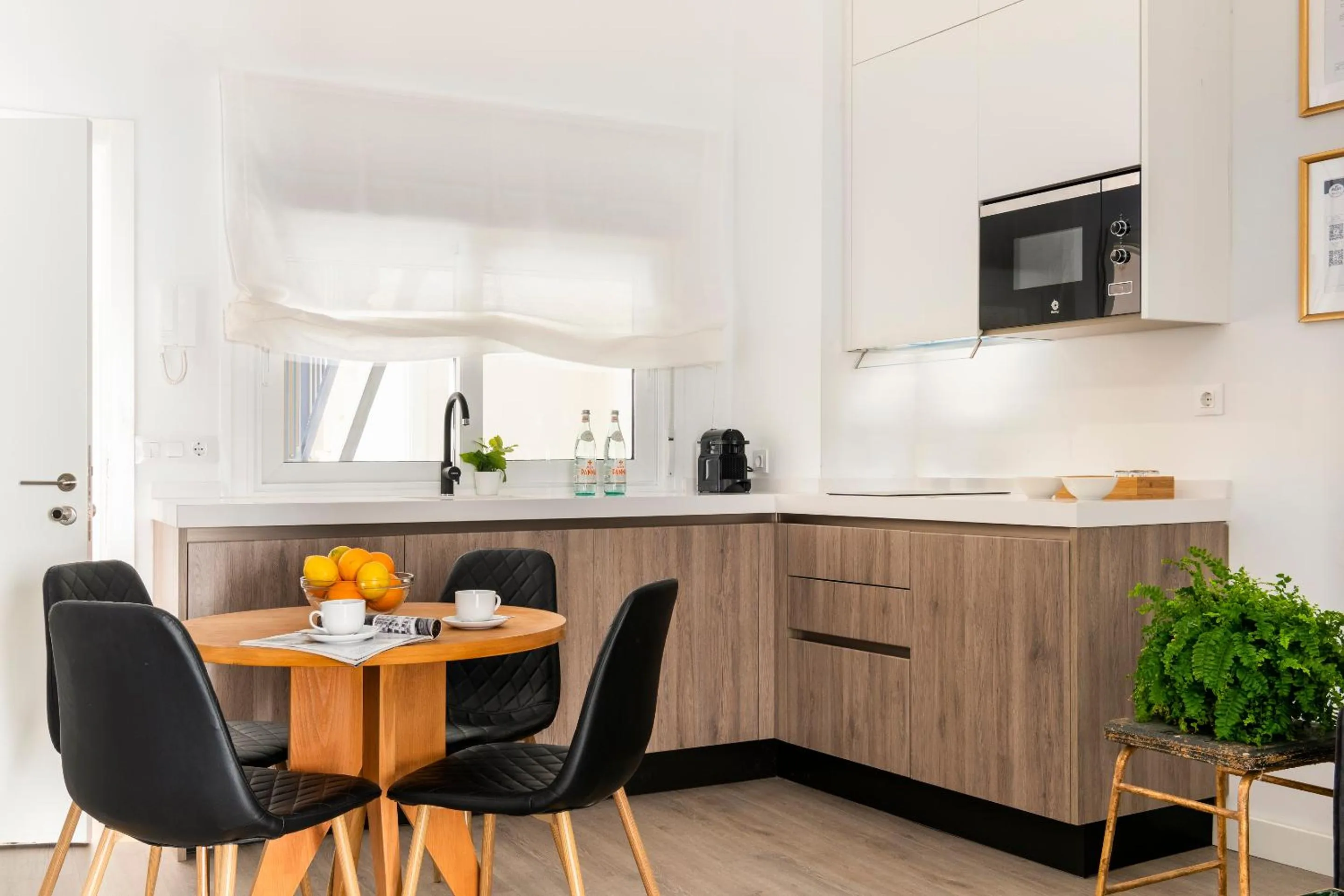 Coffee/tea facilities in Casa Triana 1888 Suites by Época