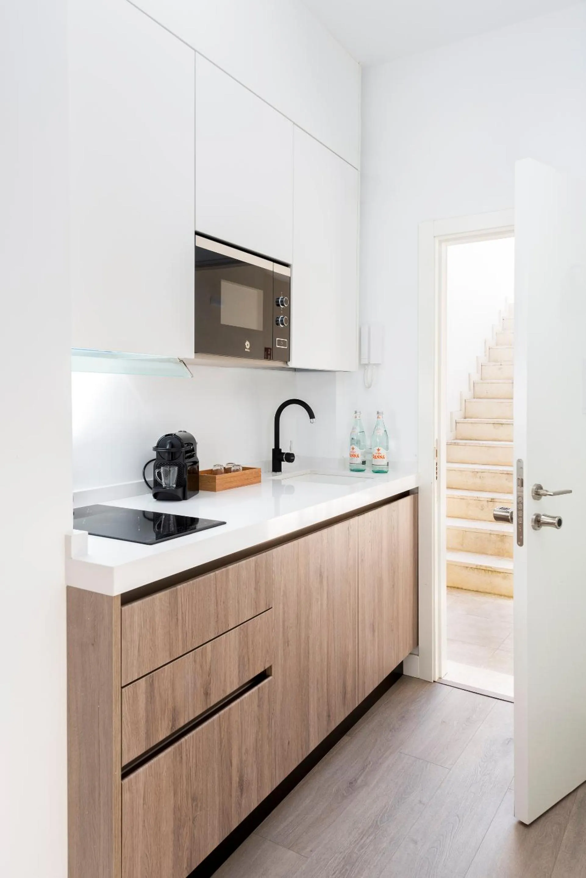 Coffee/tea facilities in Casa Triana 1888 Suites by Época