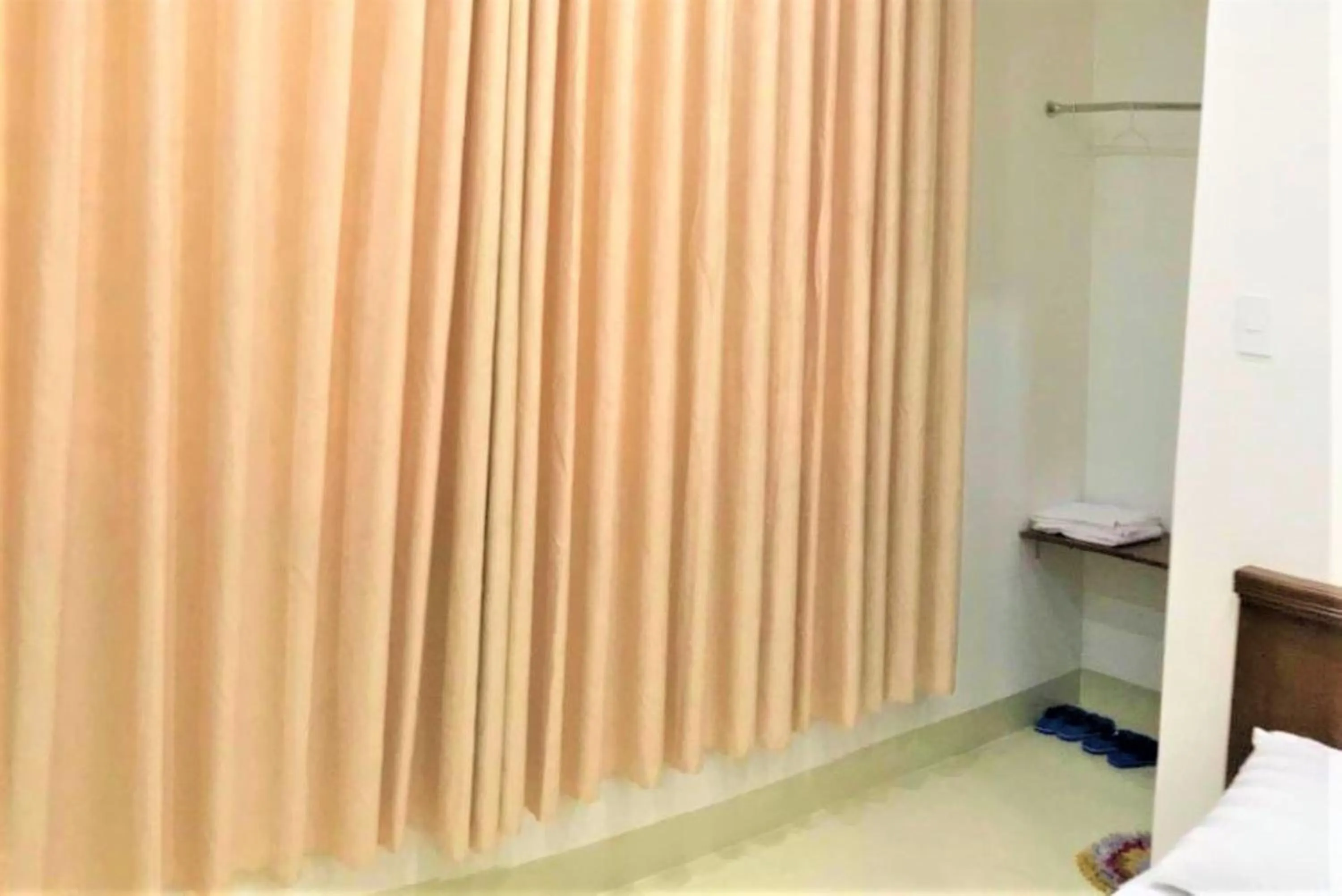 Bedroom in Dung Khanh Motel