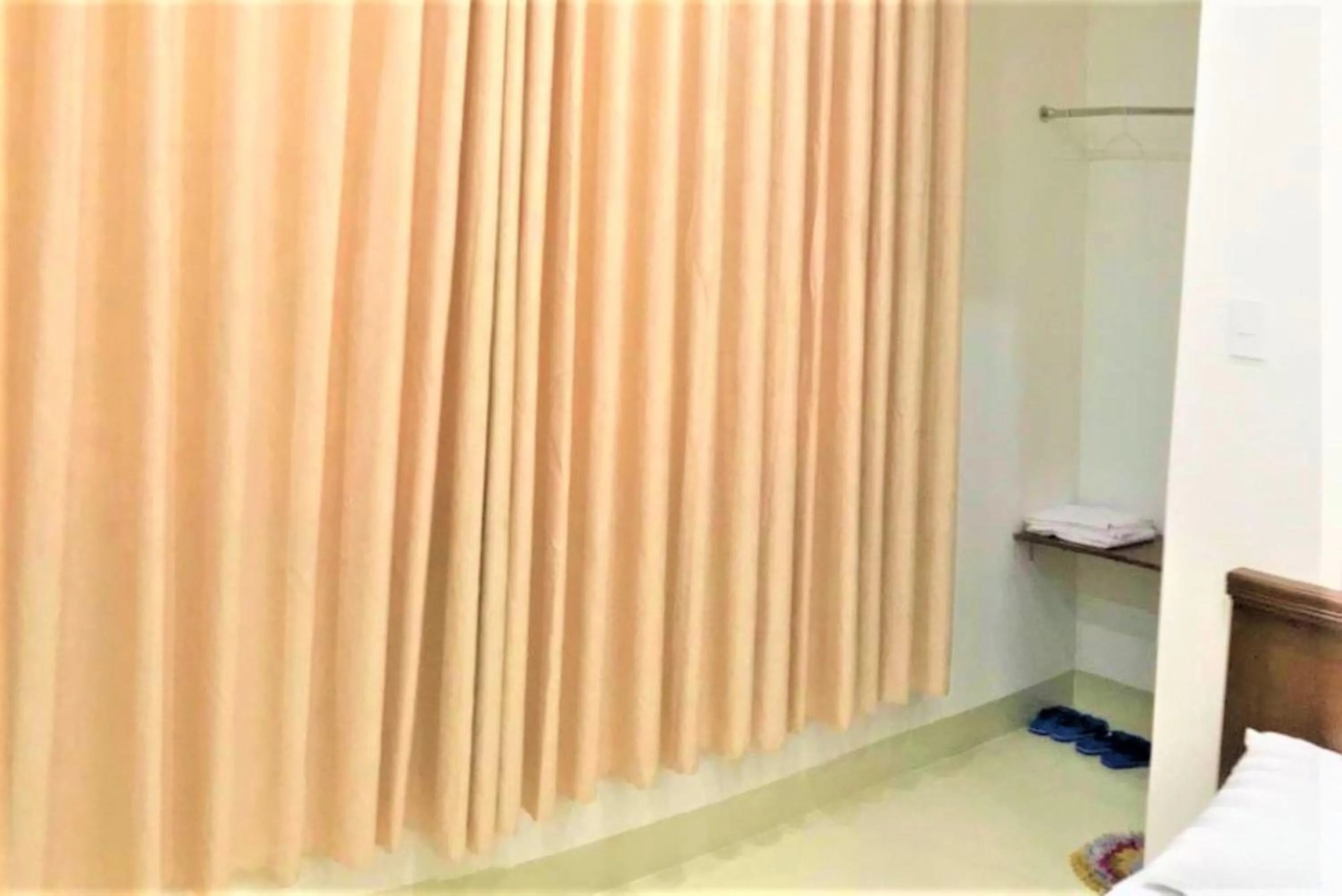 Bedroom in Dung Khanh Motel