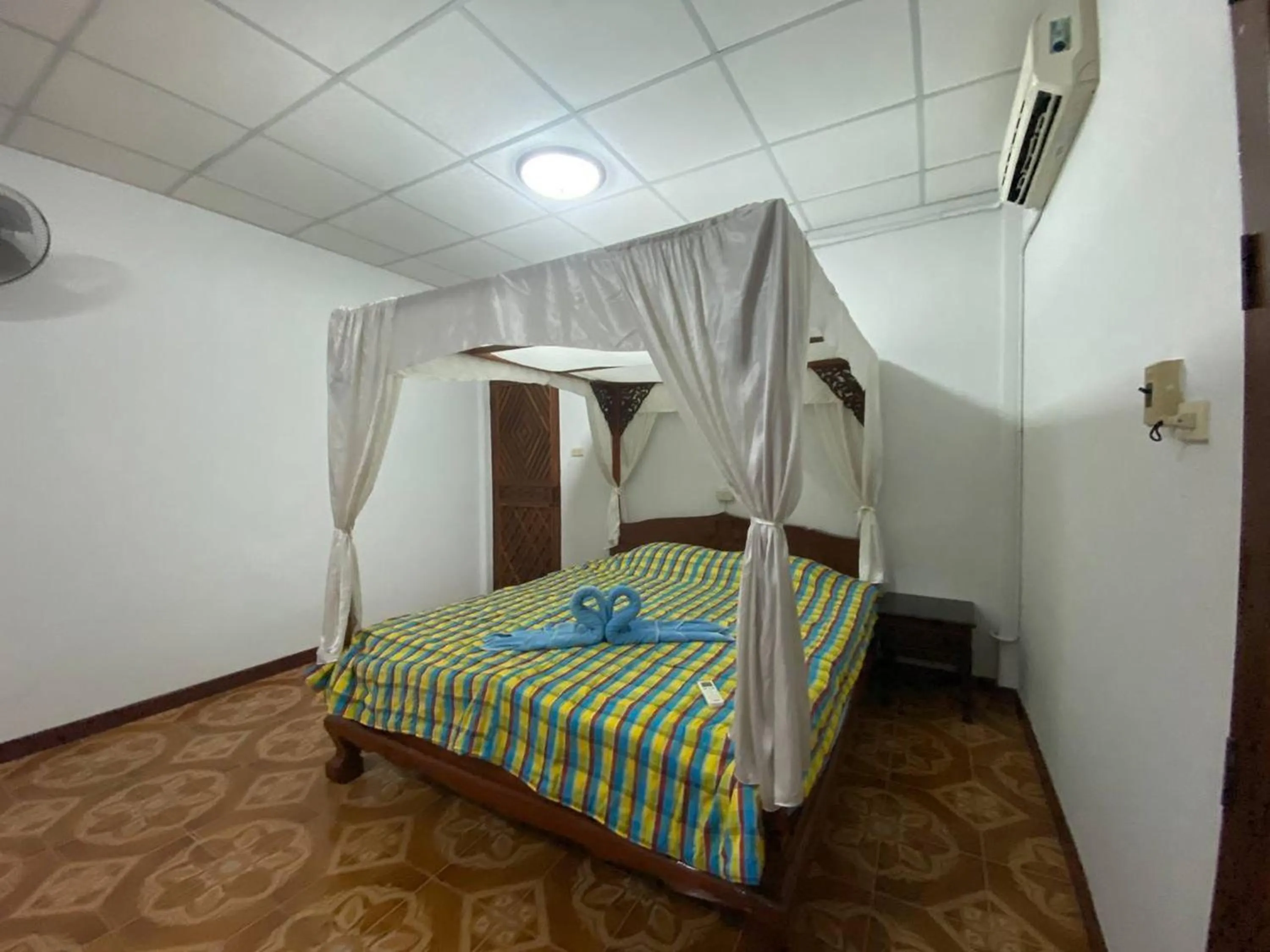 Bedroom, Bed in Viewdoi Art and Resort