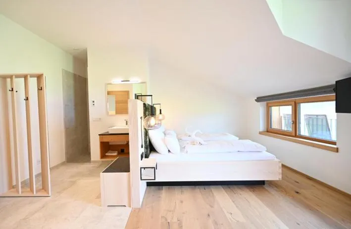 Photo of the whole room, Bed in Danner-Hof