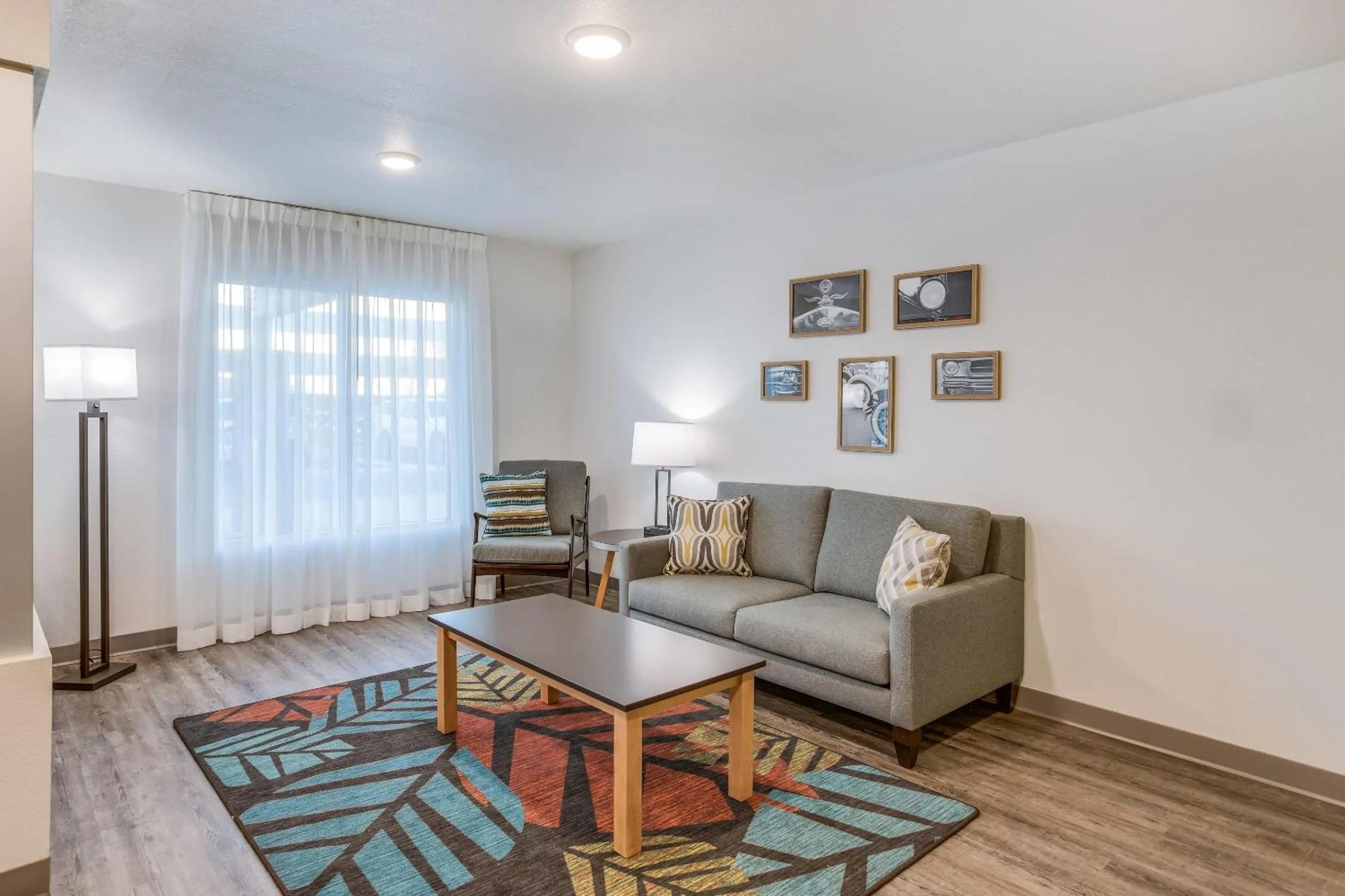 Lobby or reception in WoodSpring Suites Novi Farmington