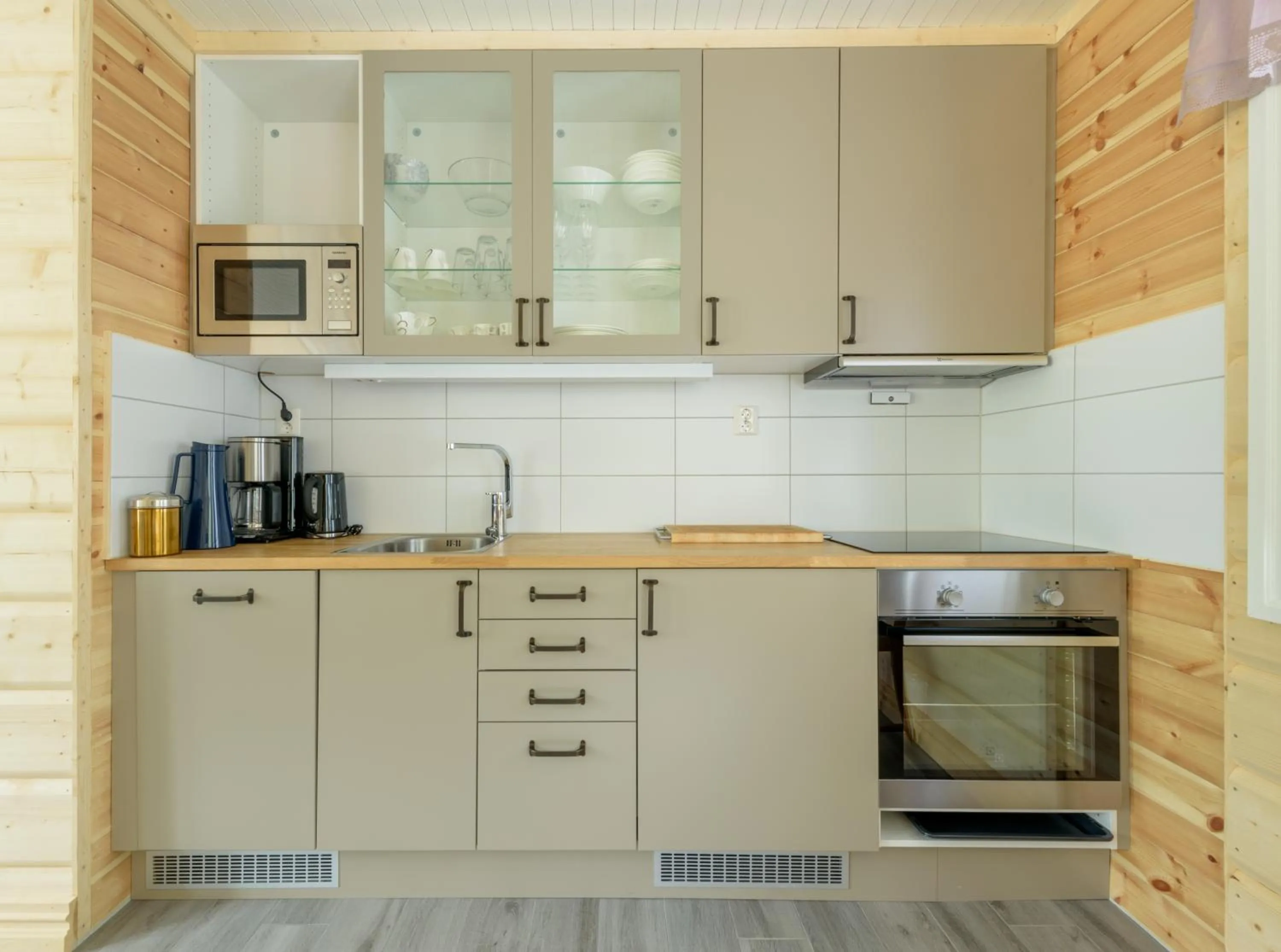 Kitchen or kitchenette in Kabelvåg Feriehus & Camping