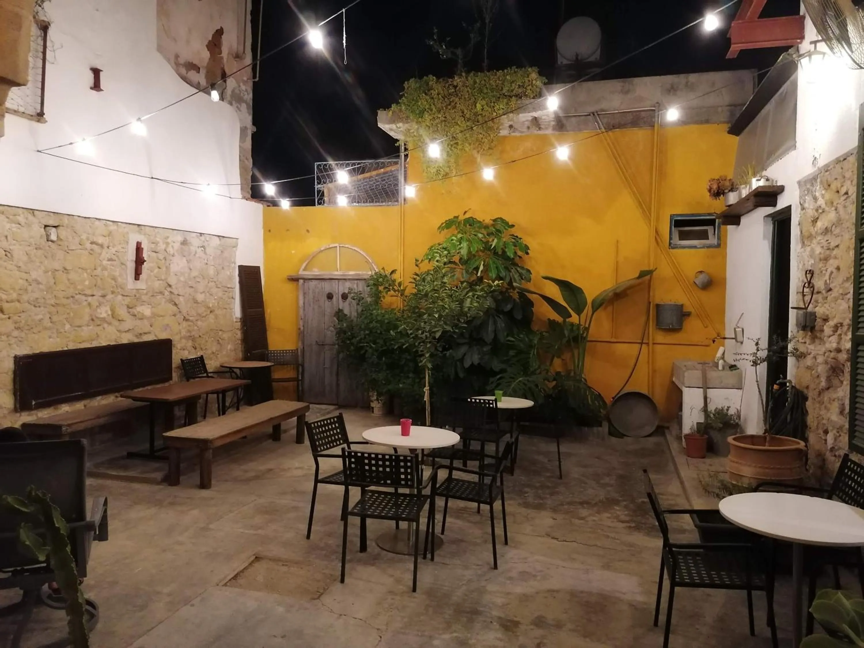 Patio in Le Mat Hostel