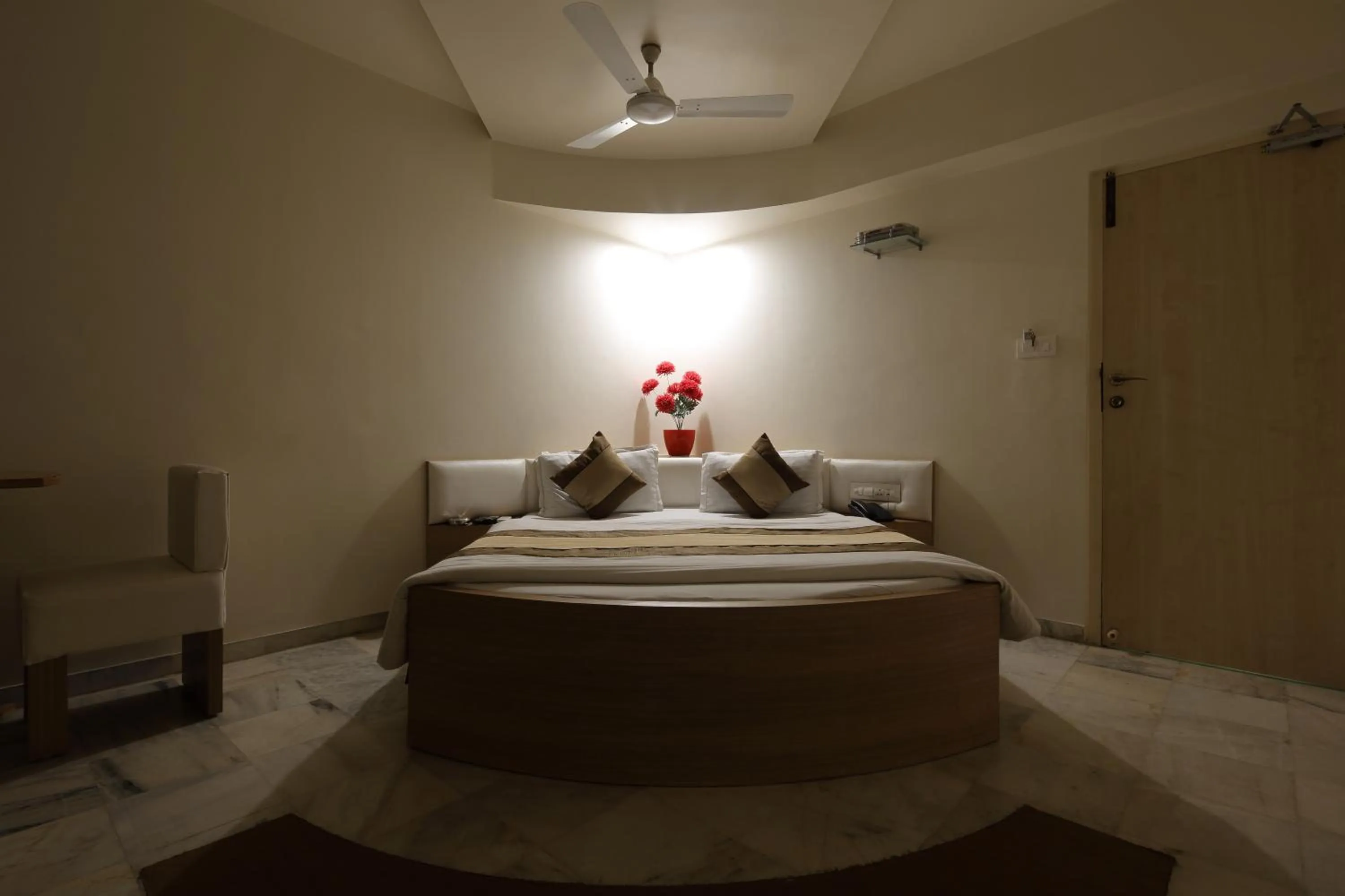 Photo of the whole room, Bed in Hotel Volga