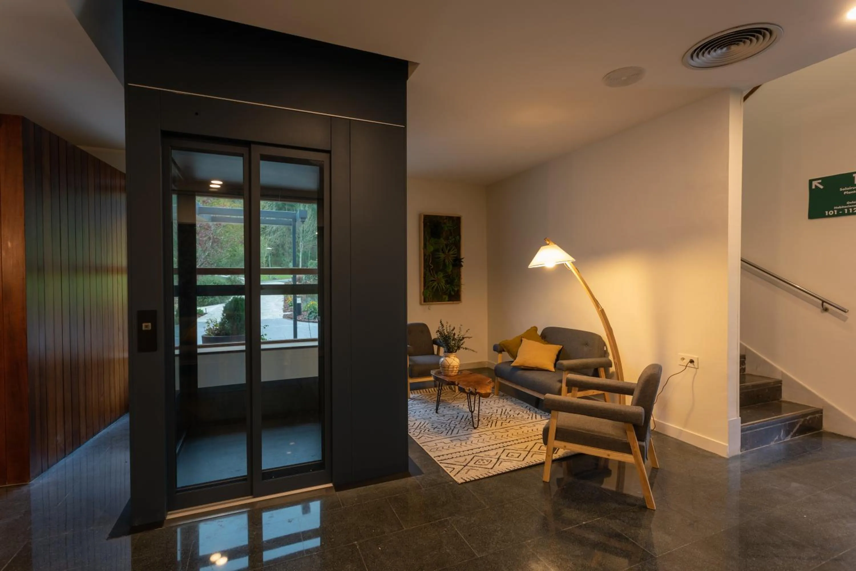 Living room in Soraluze Hotela