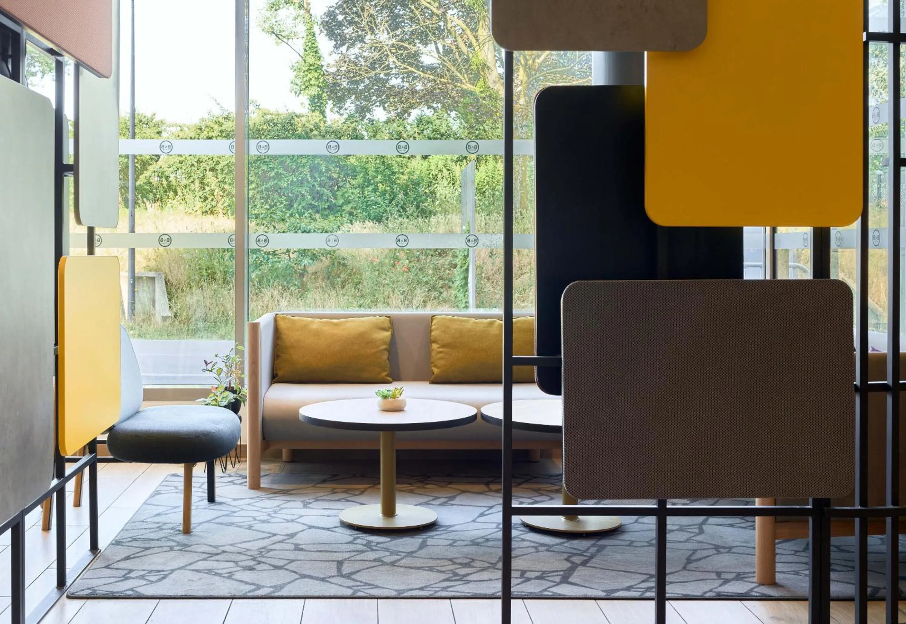 Seating area in B&B HOTEL Paris Créteil