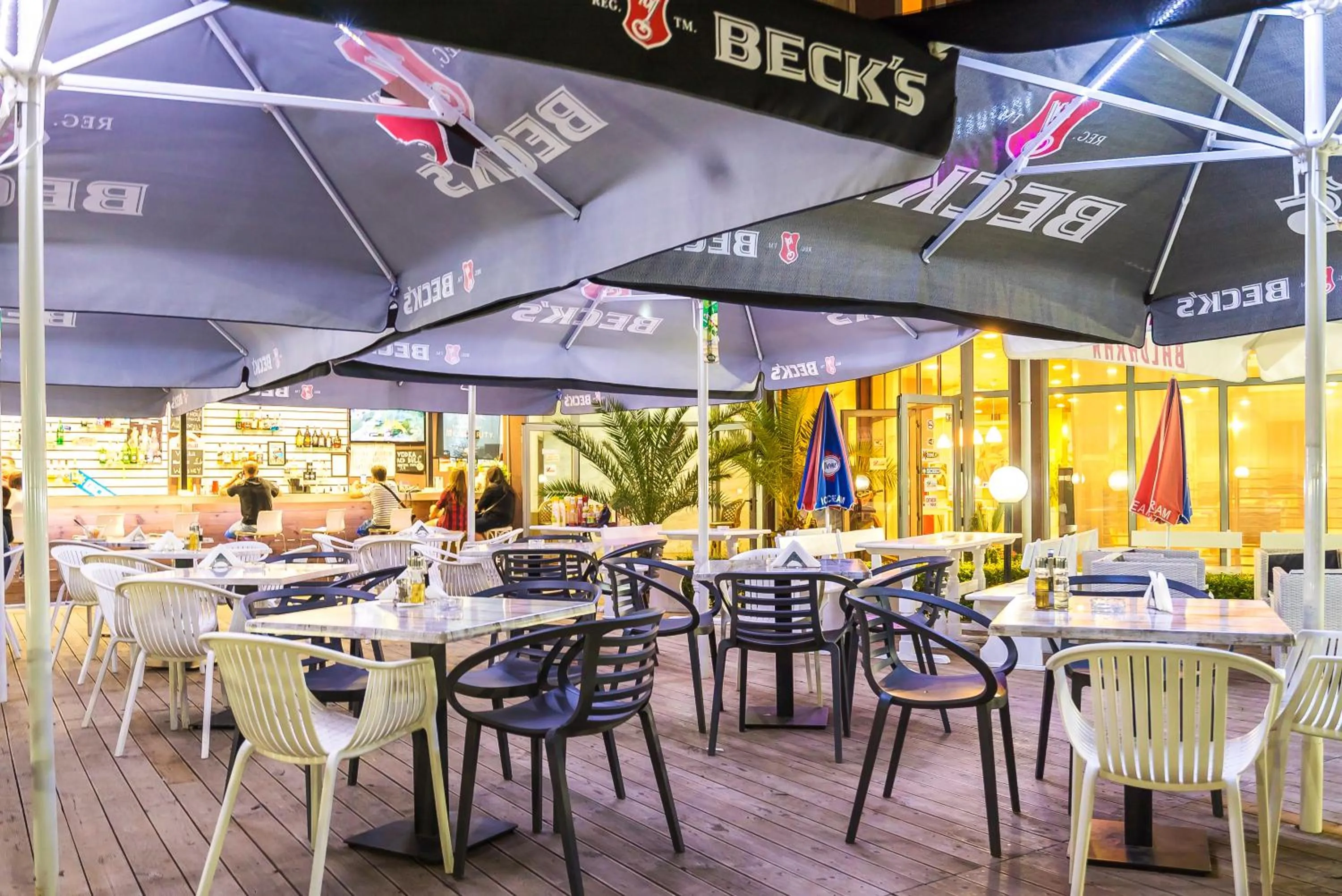 Balcony/Terrace in Admiral Plaza Hotel