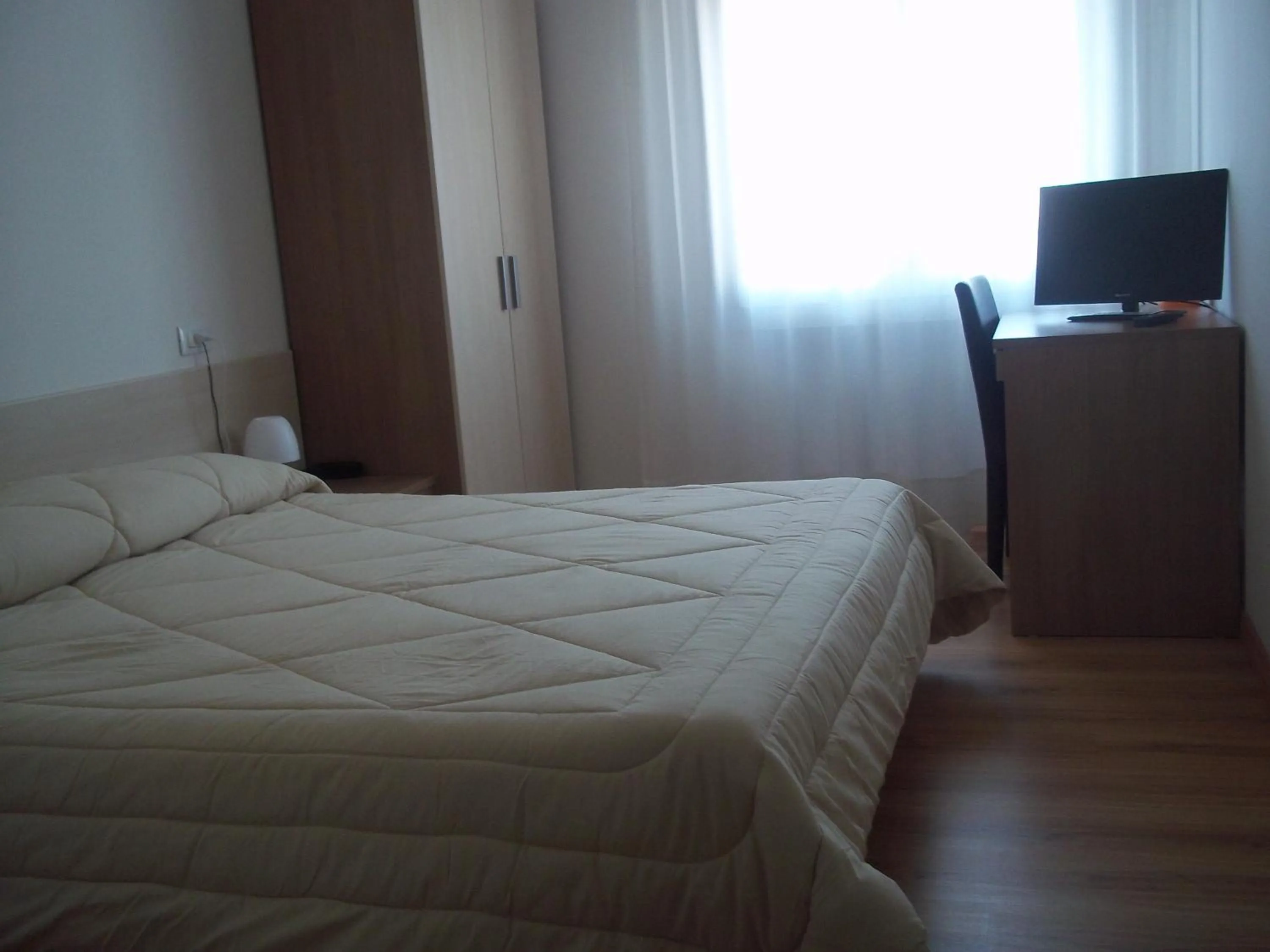 Bedroom, Bed in Hotel Gronda Lagunare