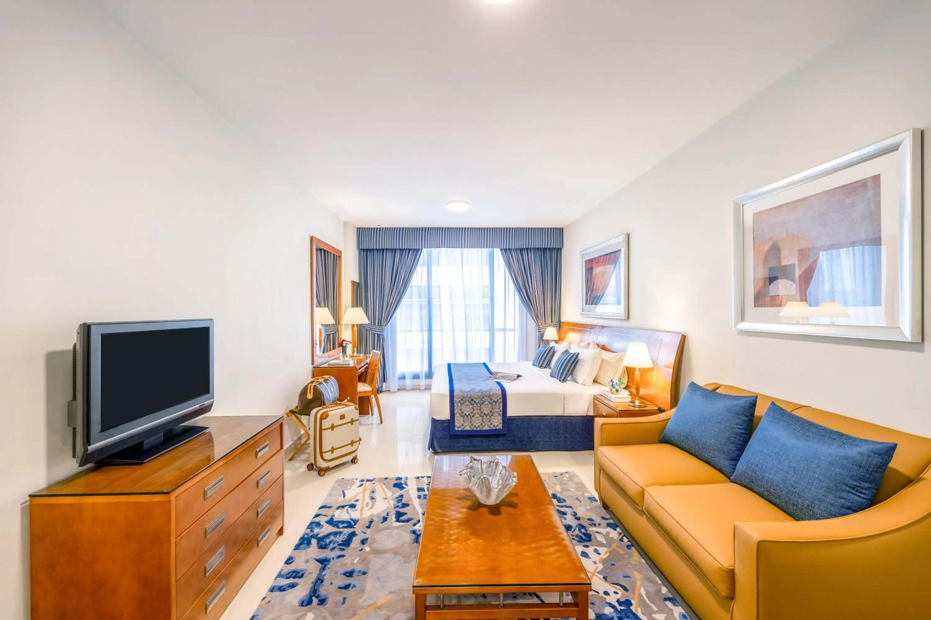 Living room in Golden Sands Hotel Apartments