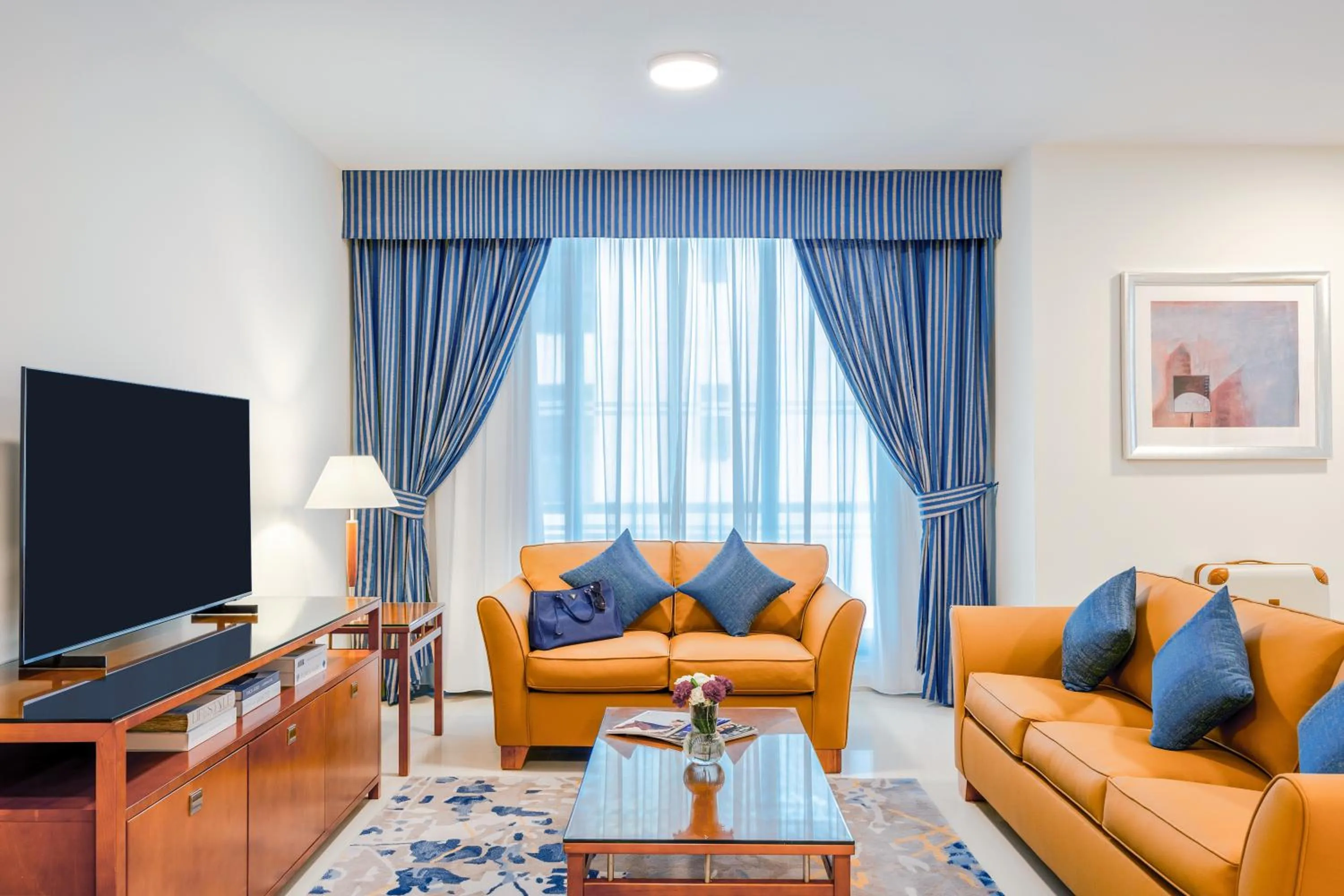Living room in Golden Sands Hotel Apartments