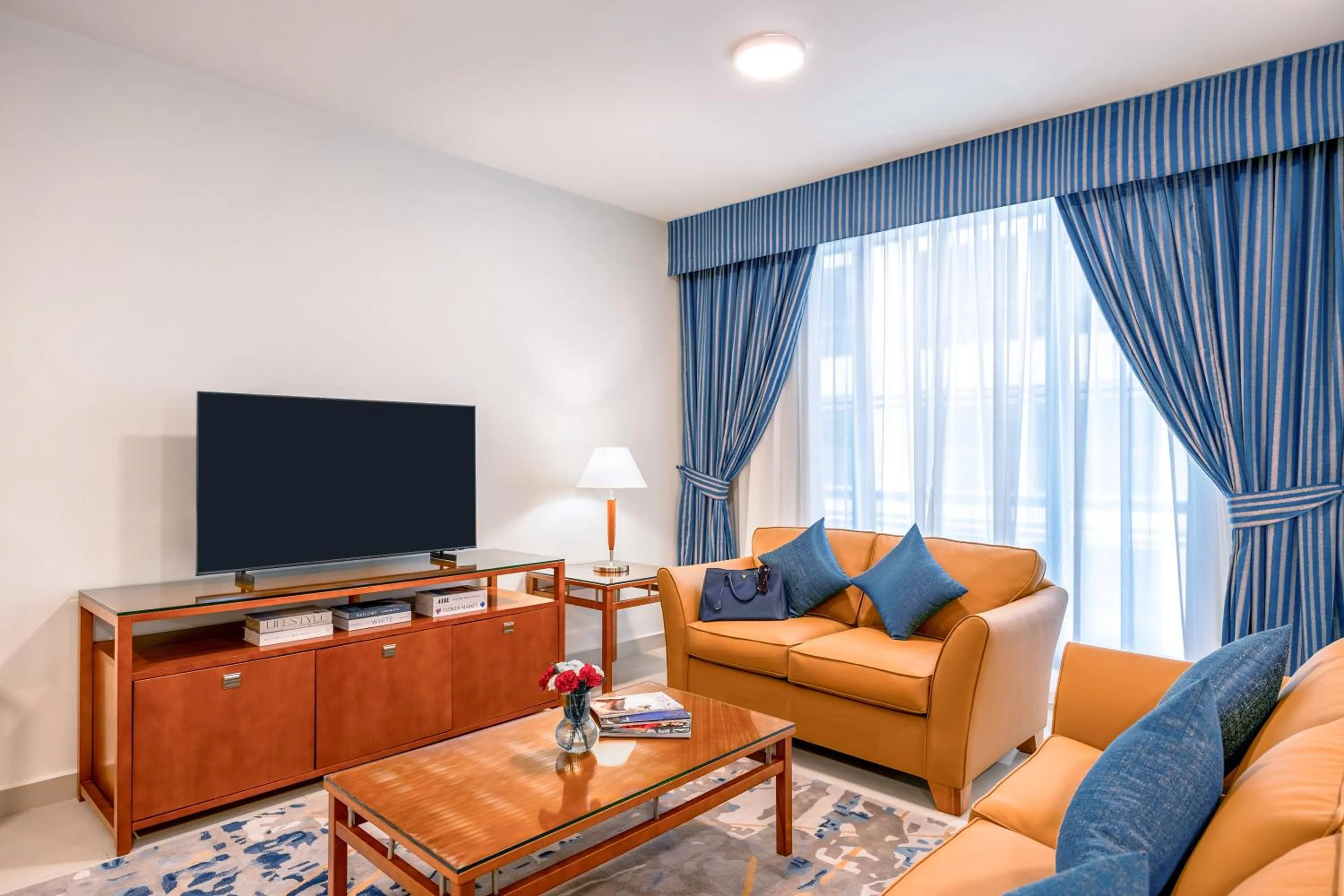 Living room in Golden Sands Hotel Apartments