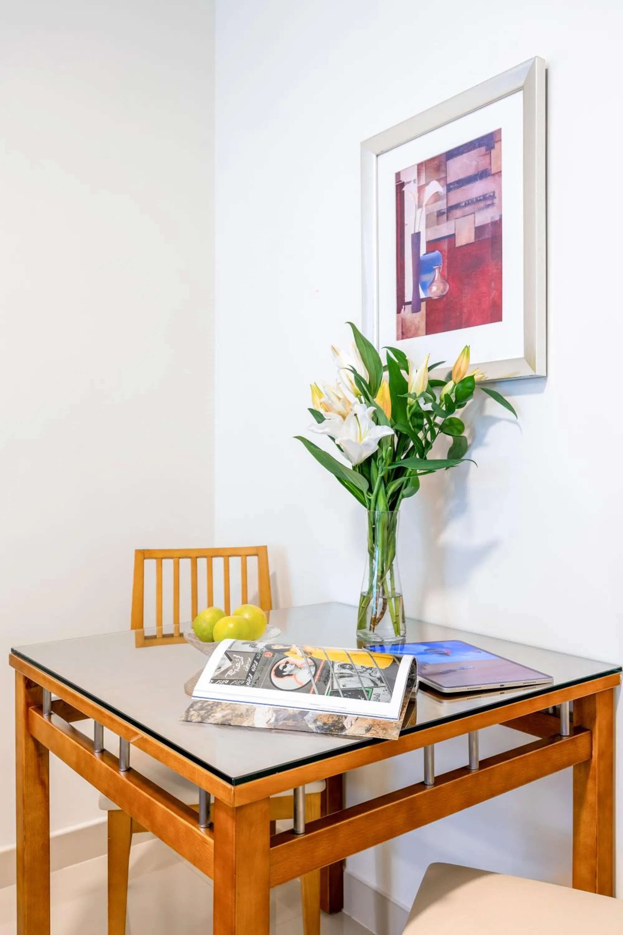 Dining area in Golden Sands Hotel Apartments