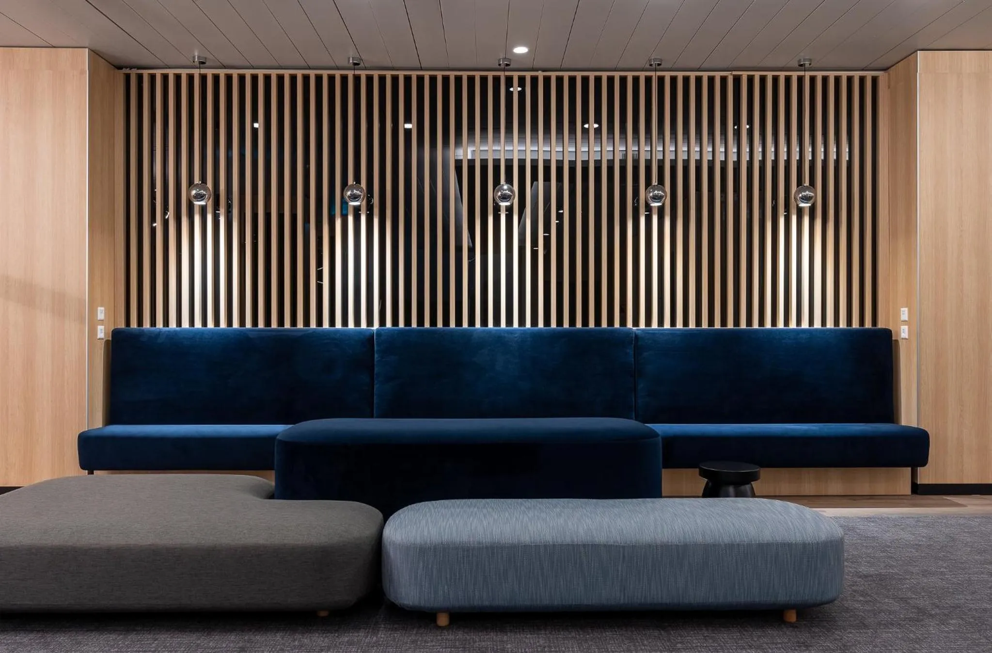 Restaurant/places to eat in Crowne Plaza Geneva by IHG