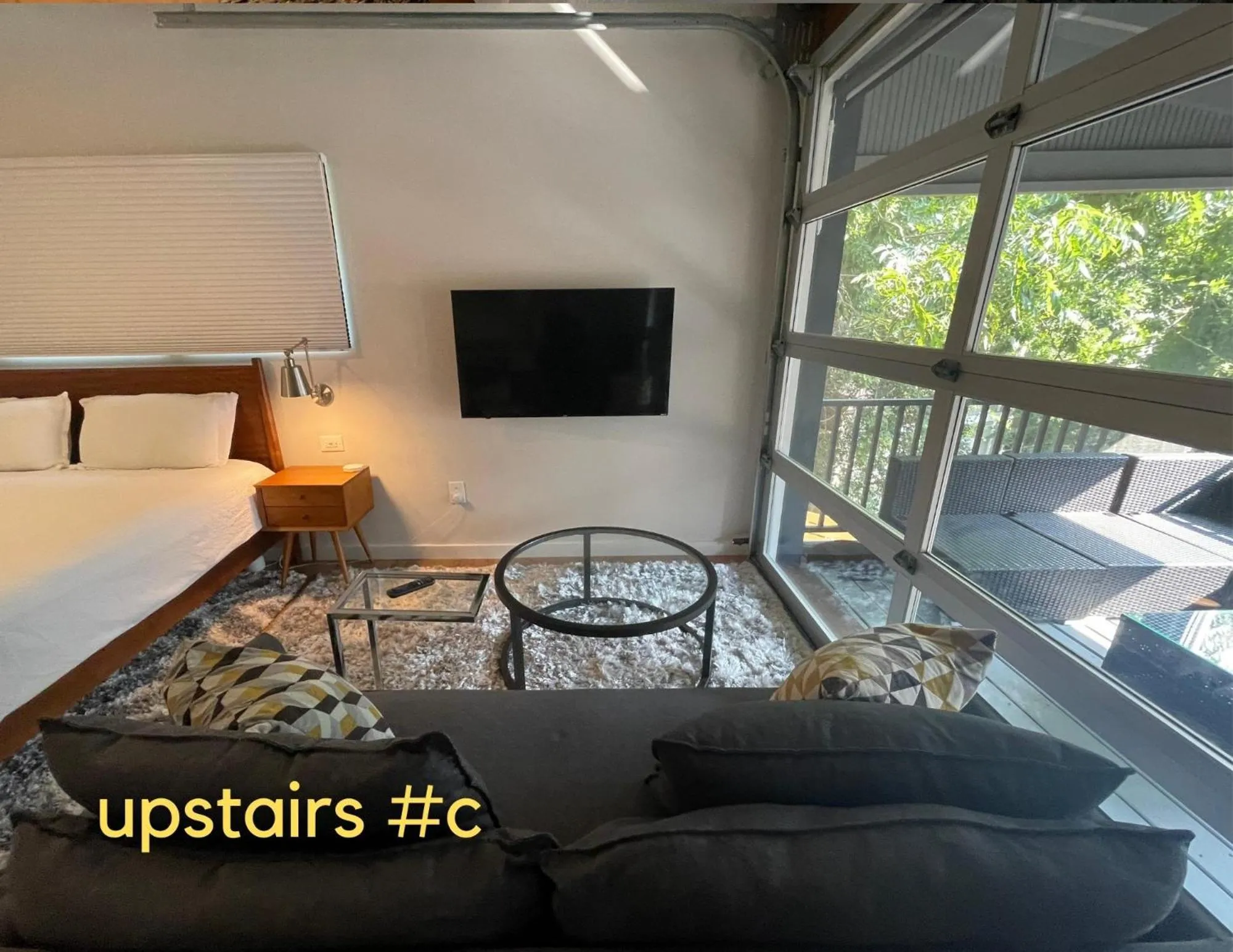 Living room, Bed in NormalBnB - 2 Blocks From Restaurants, Bars, Hospital