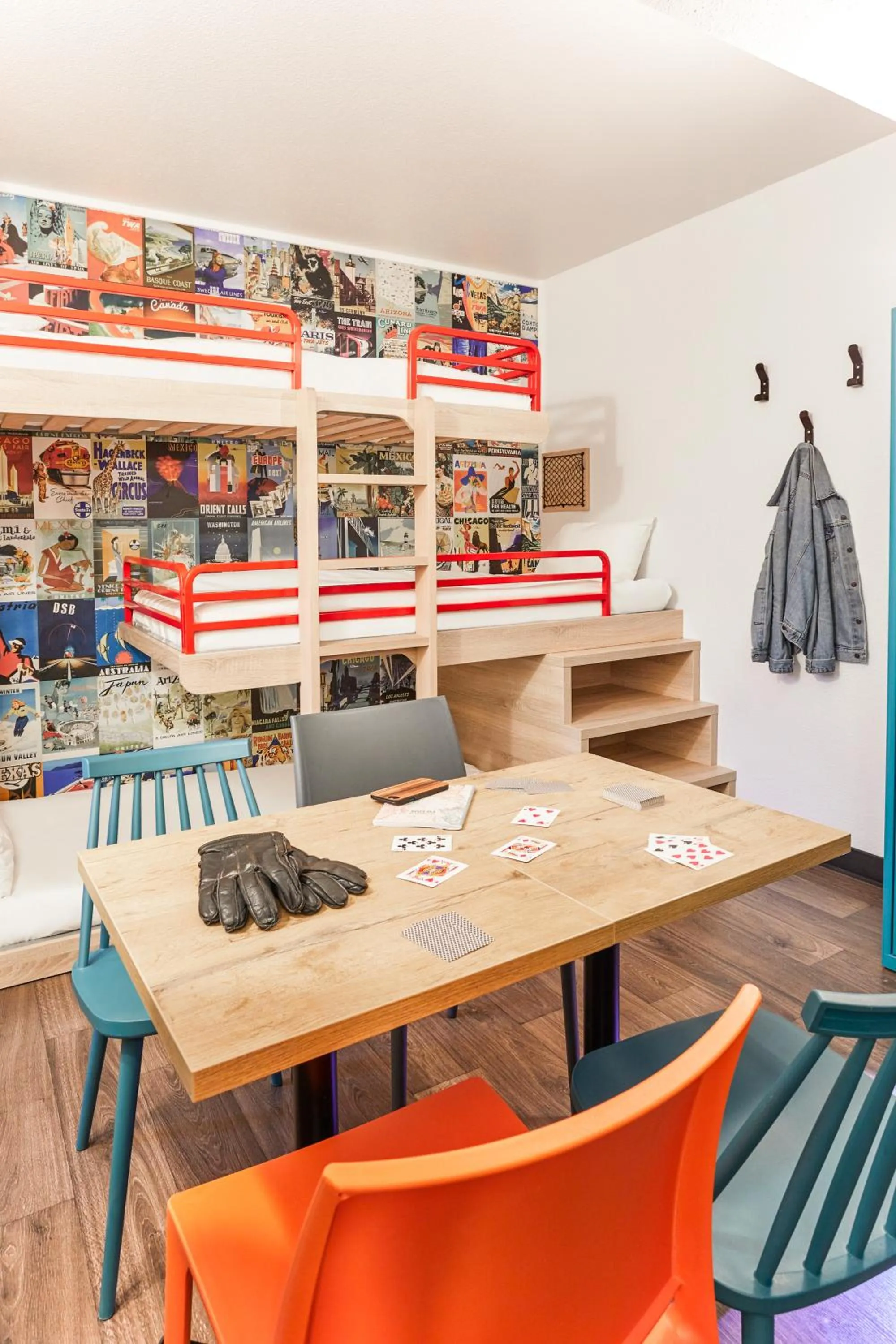 bunk bed in hotelF1 Villeneuve Loubet