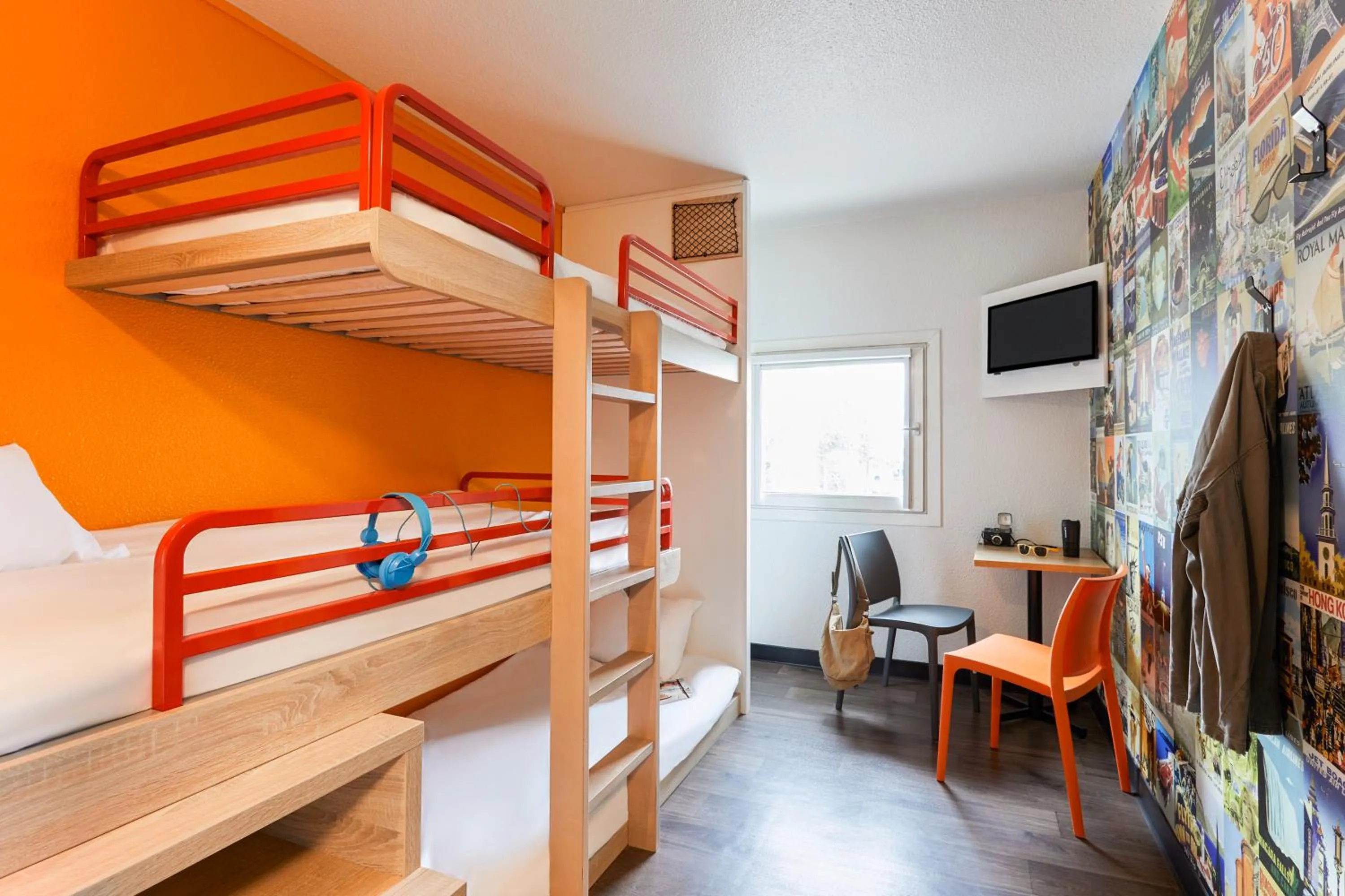 bunk bed, Bed in hotelF1 Villeneuve Loubet