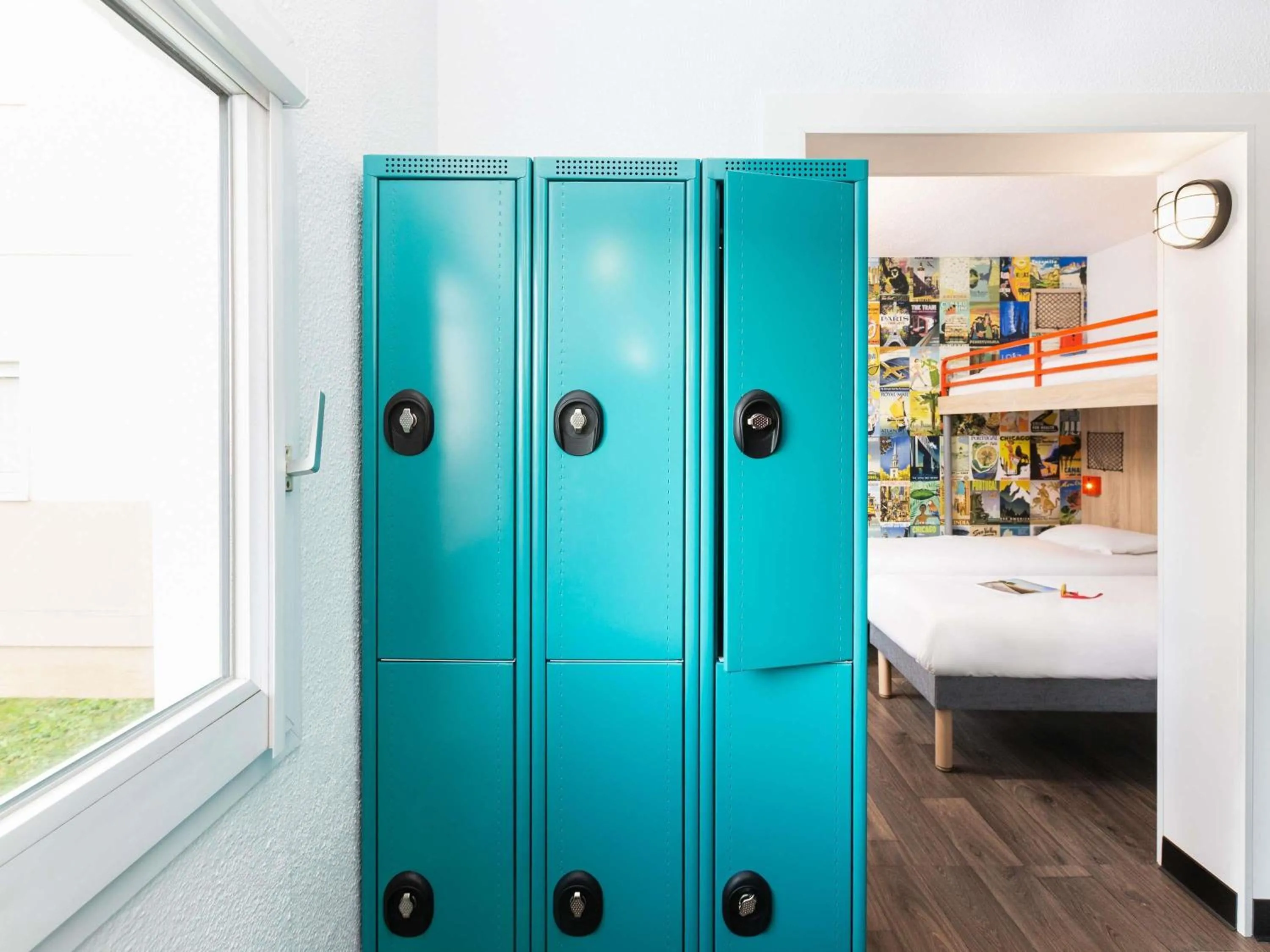 Bedroom, Bed in hotelF1 Villeneuve Loubet